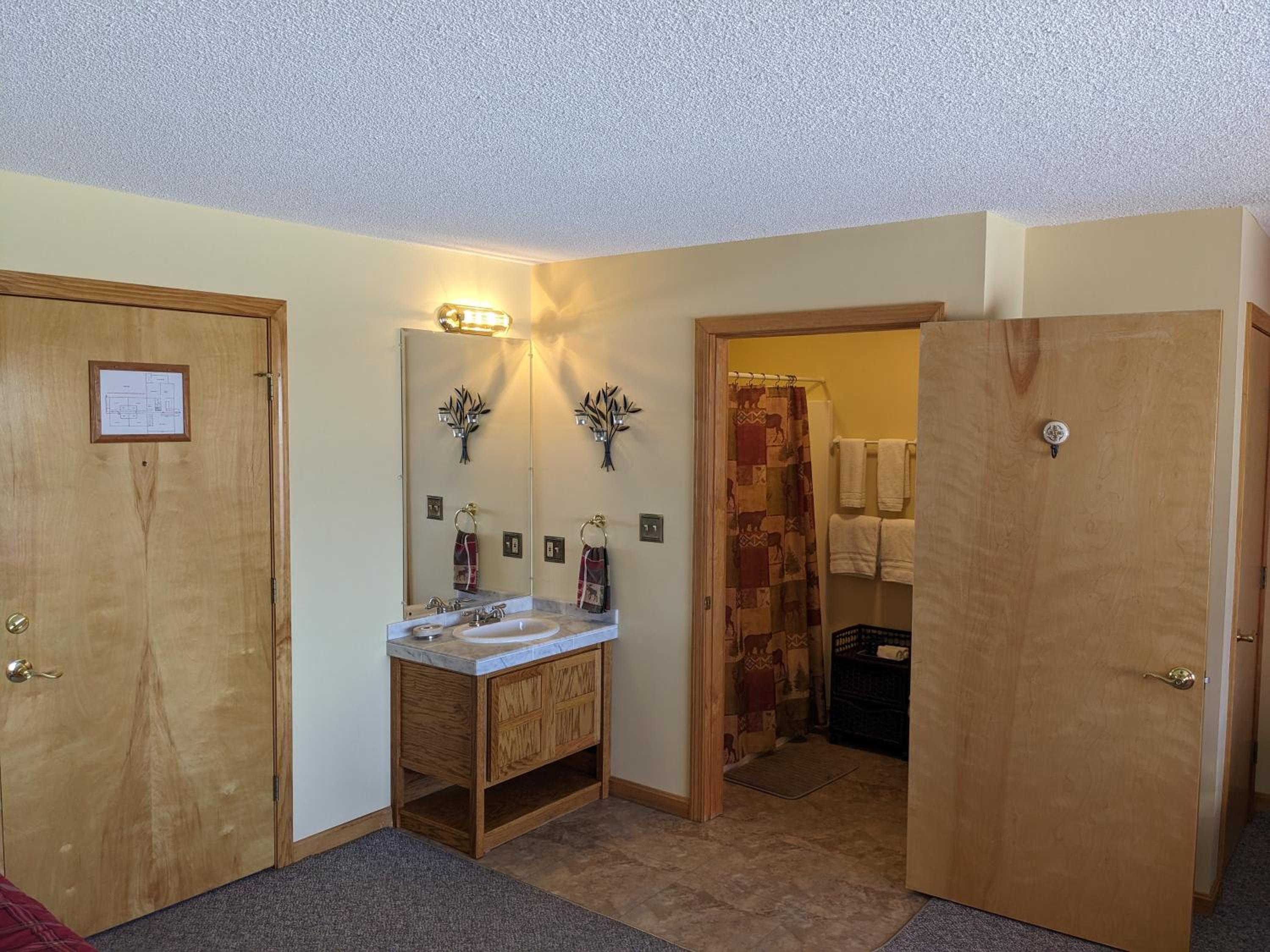 Quadruple Room with Mountain View photo 3