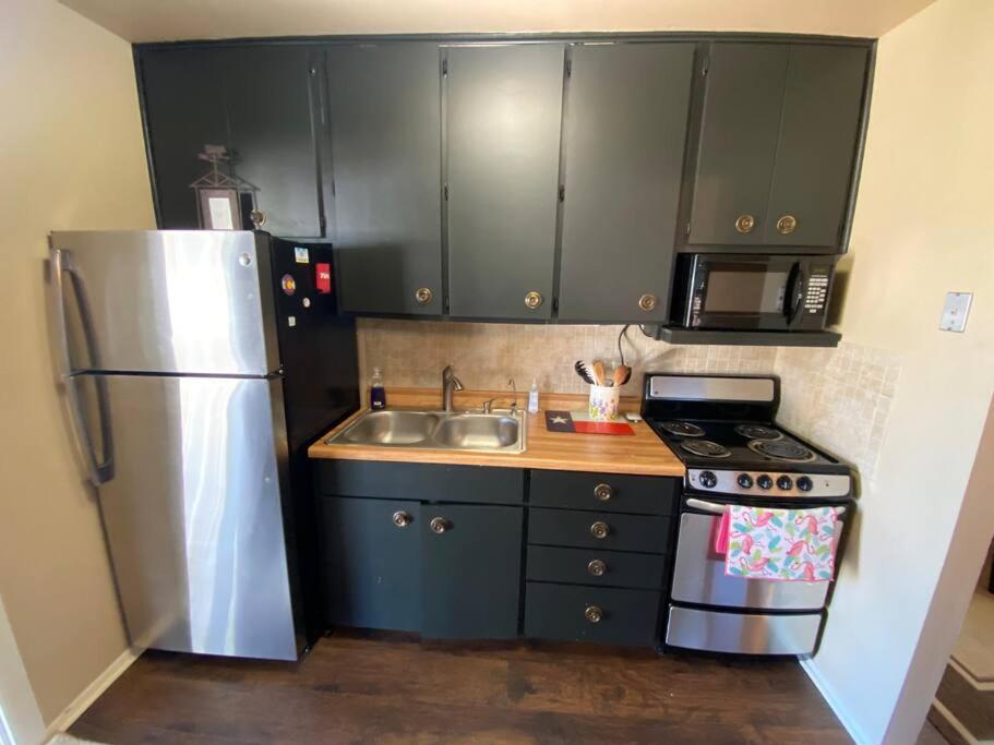 Two-Bedroom House photo 2