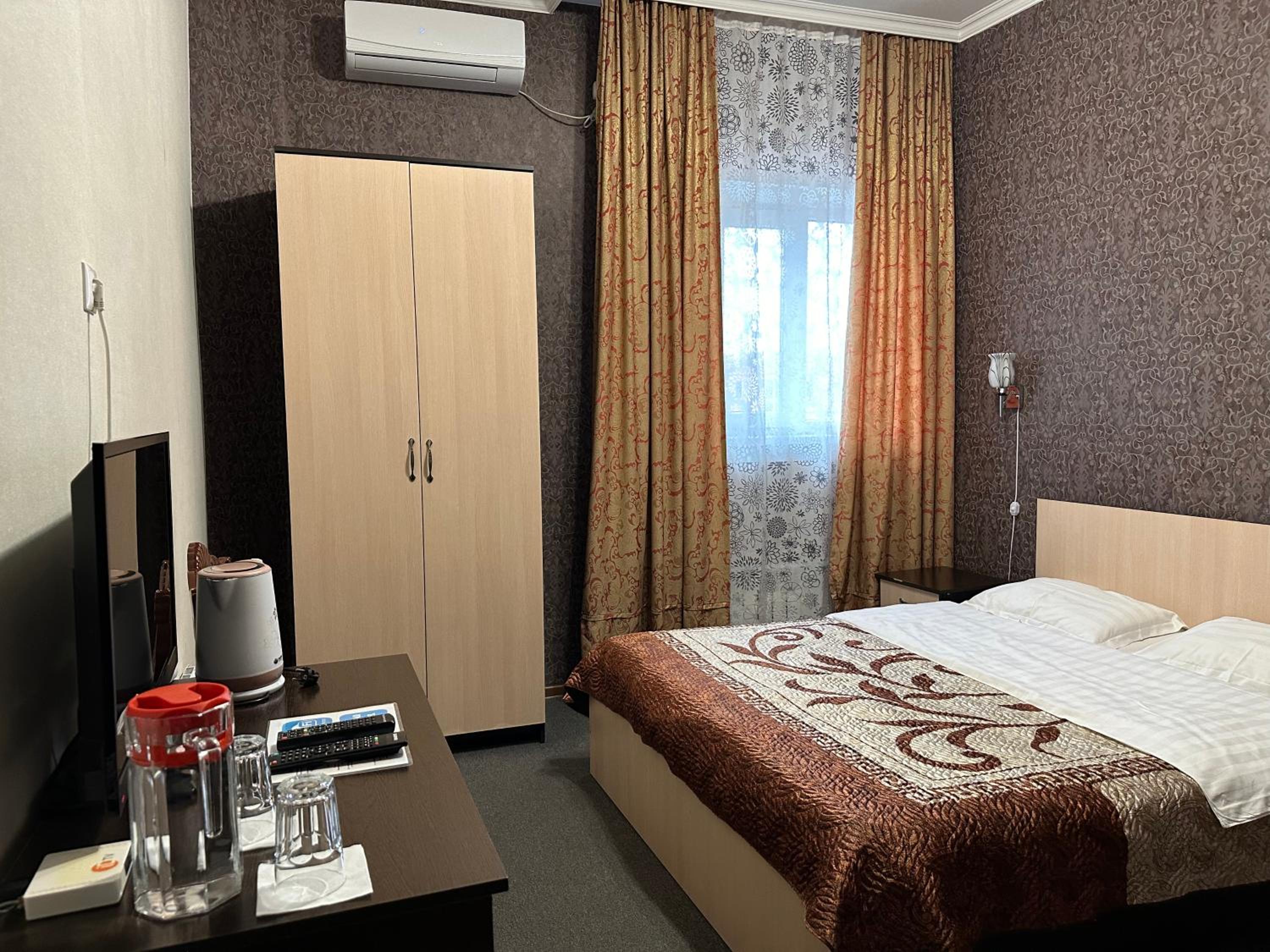 Standard Double Room photo 2