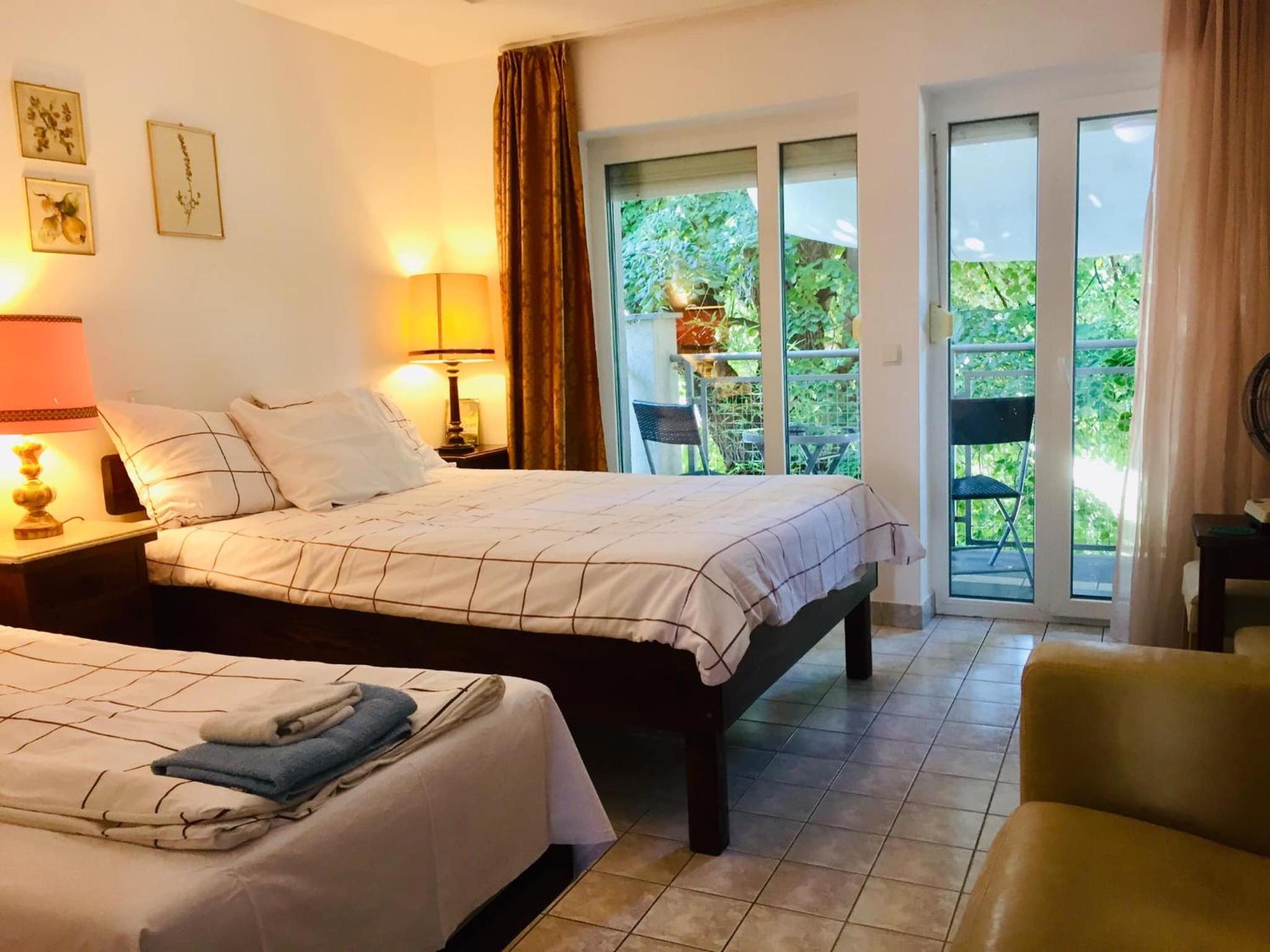 Triple Room - Photo 6