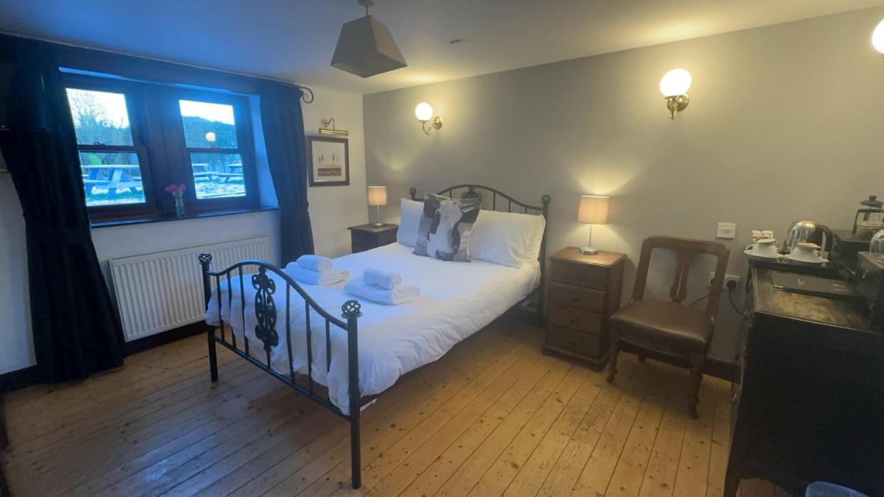 Standard Double Room photo 3