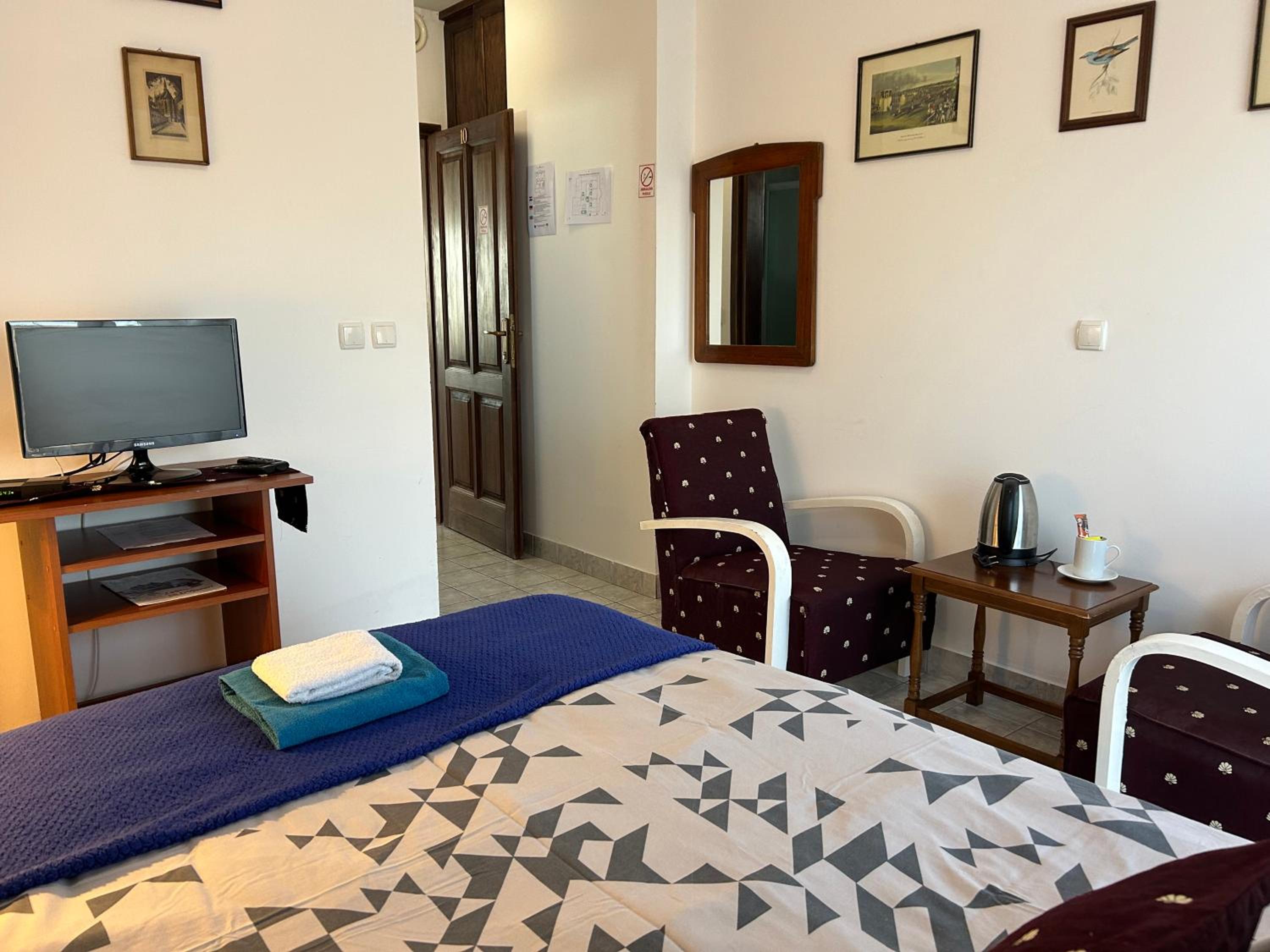 Single Room with Balcony photo 3