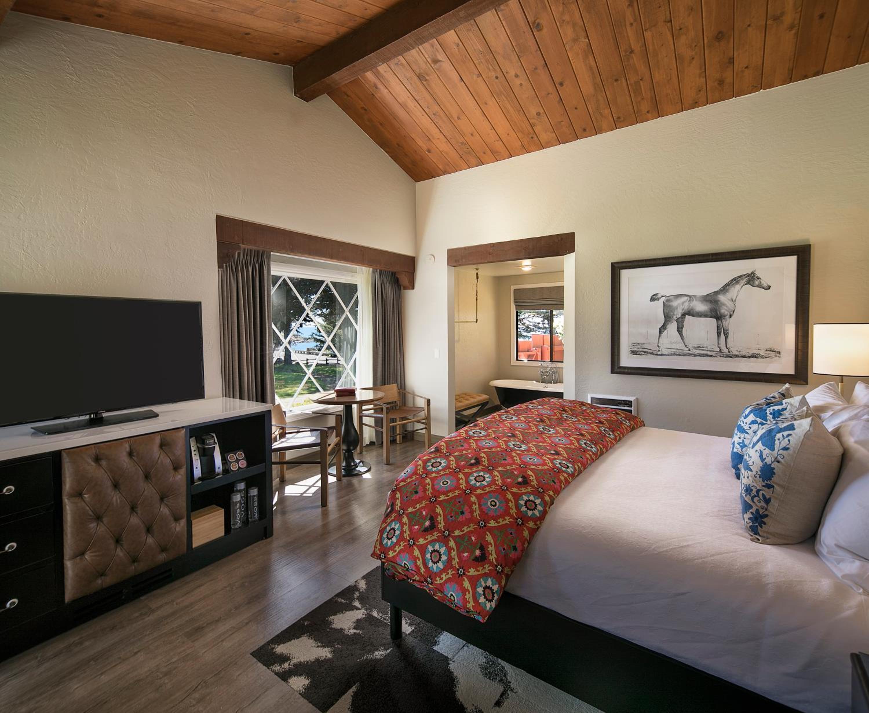 Deluxe Double Room with Side Sea View photo 1