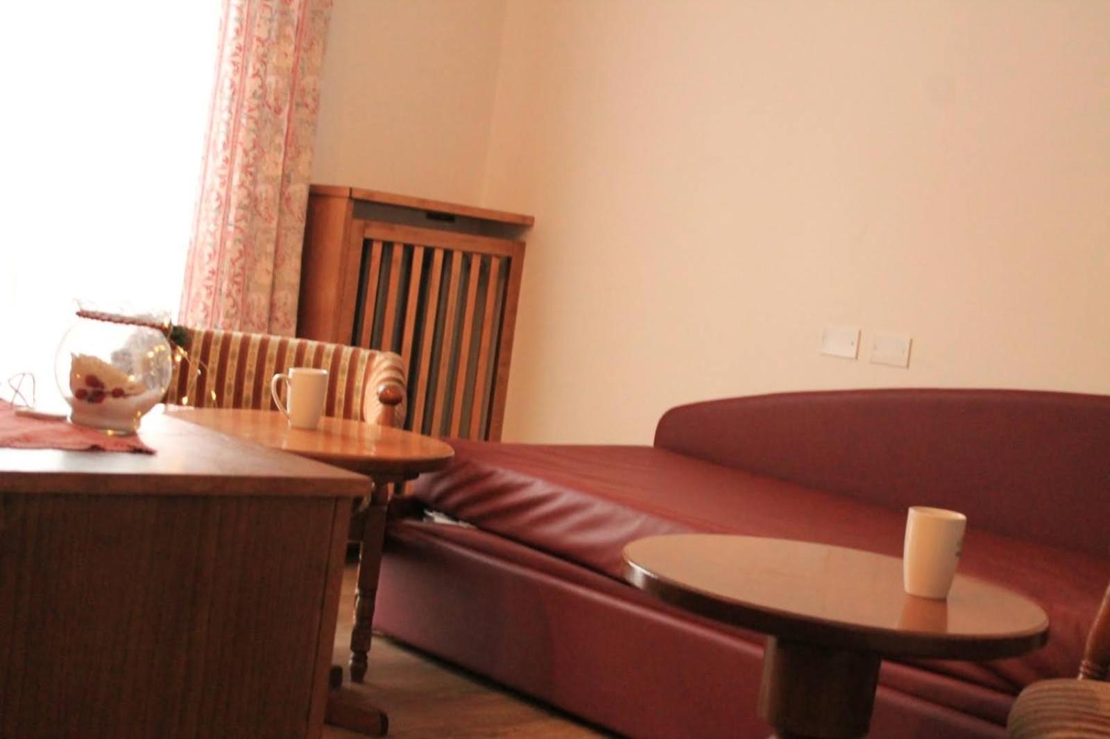 Suite with Spa Bath - Photo 2