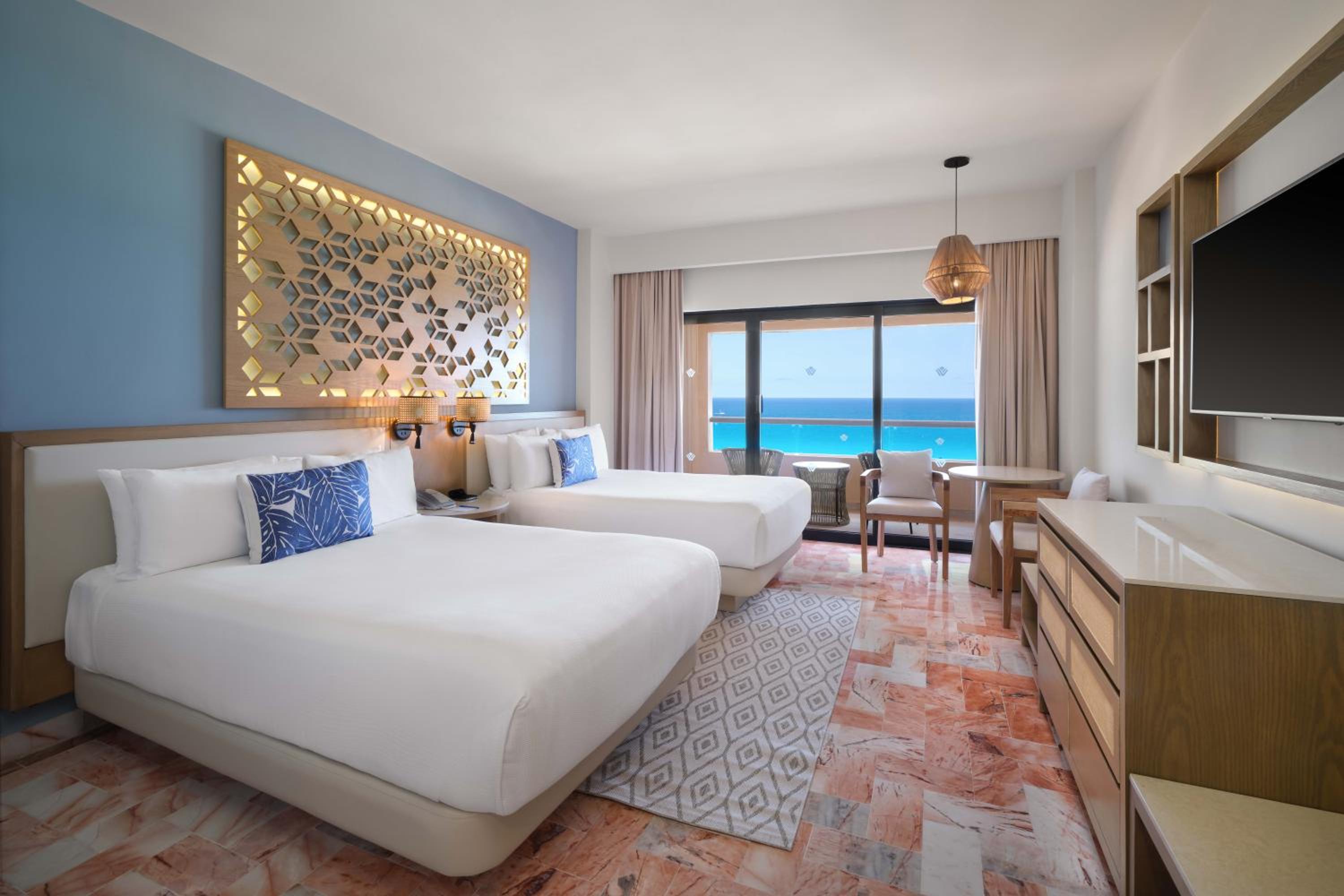 Superior Double Room with Ocean View - Non-Smoking - Photo 1