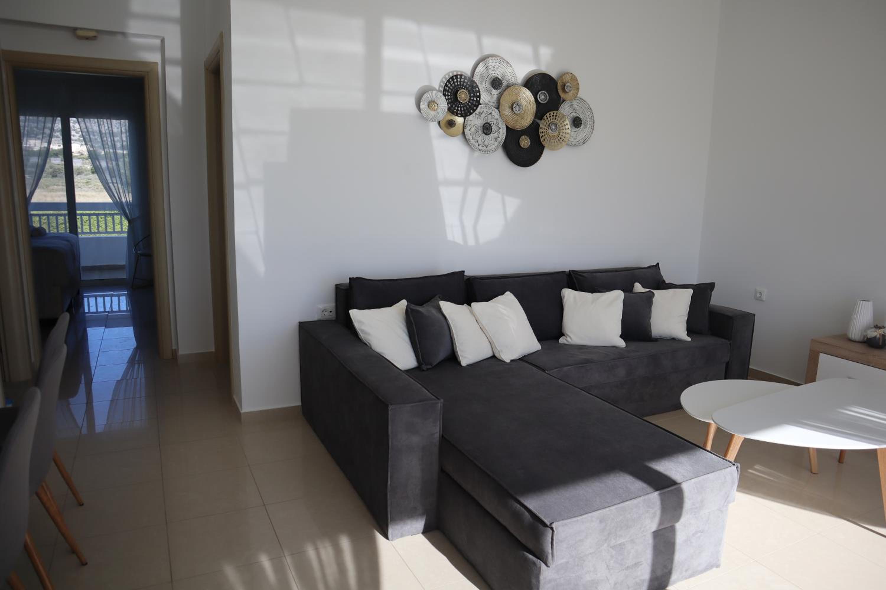 Apartment with Balcony photo 2