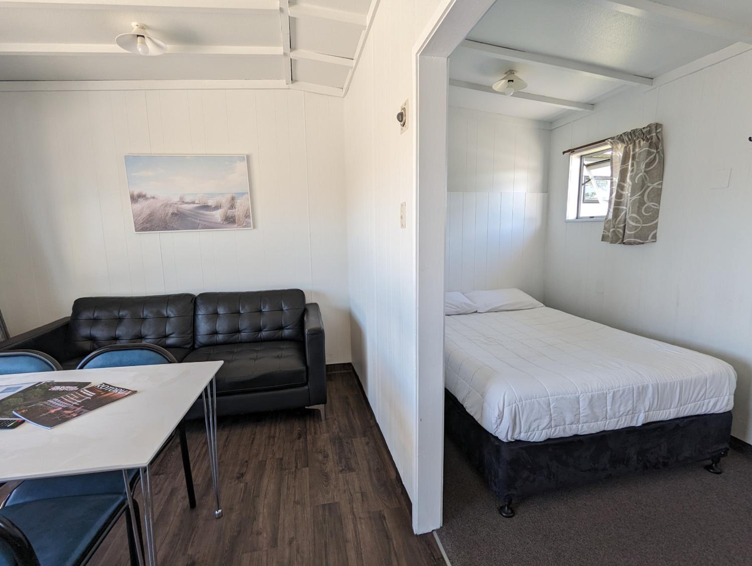 Large Standard Cabin (Shared Bathroom) photo 1