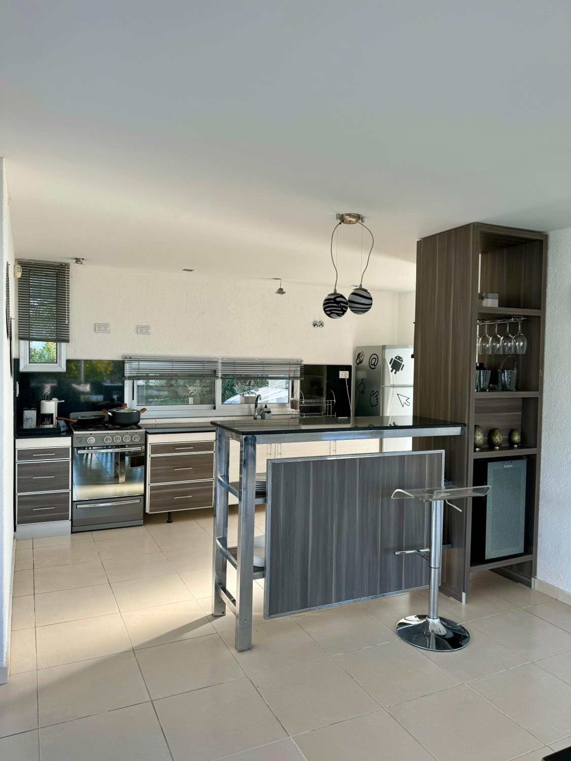 Three-Bedroom House photo 3