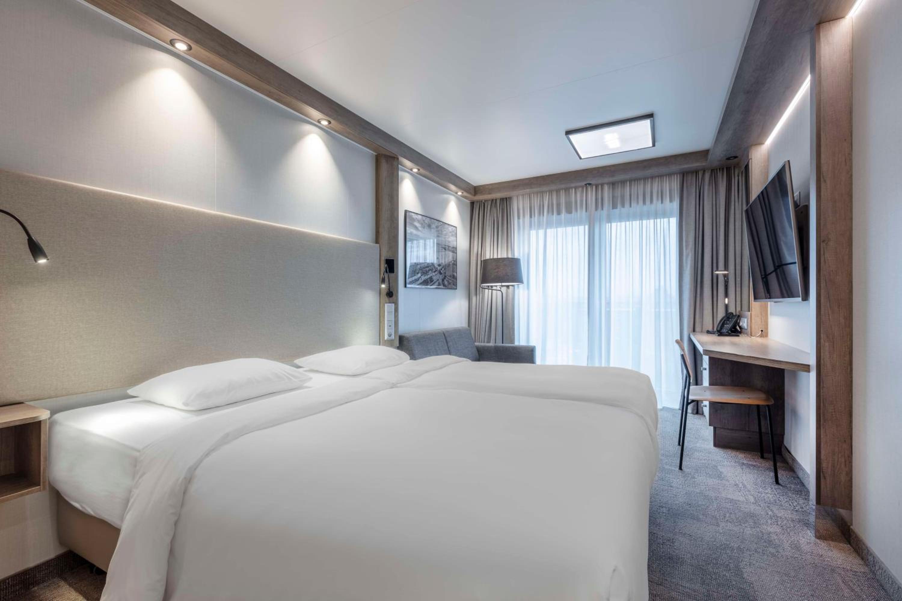 Standard Room - Photo 9