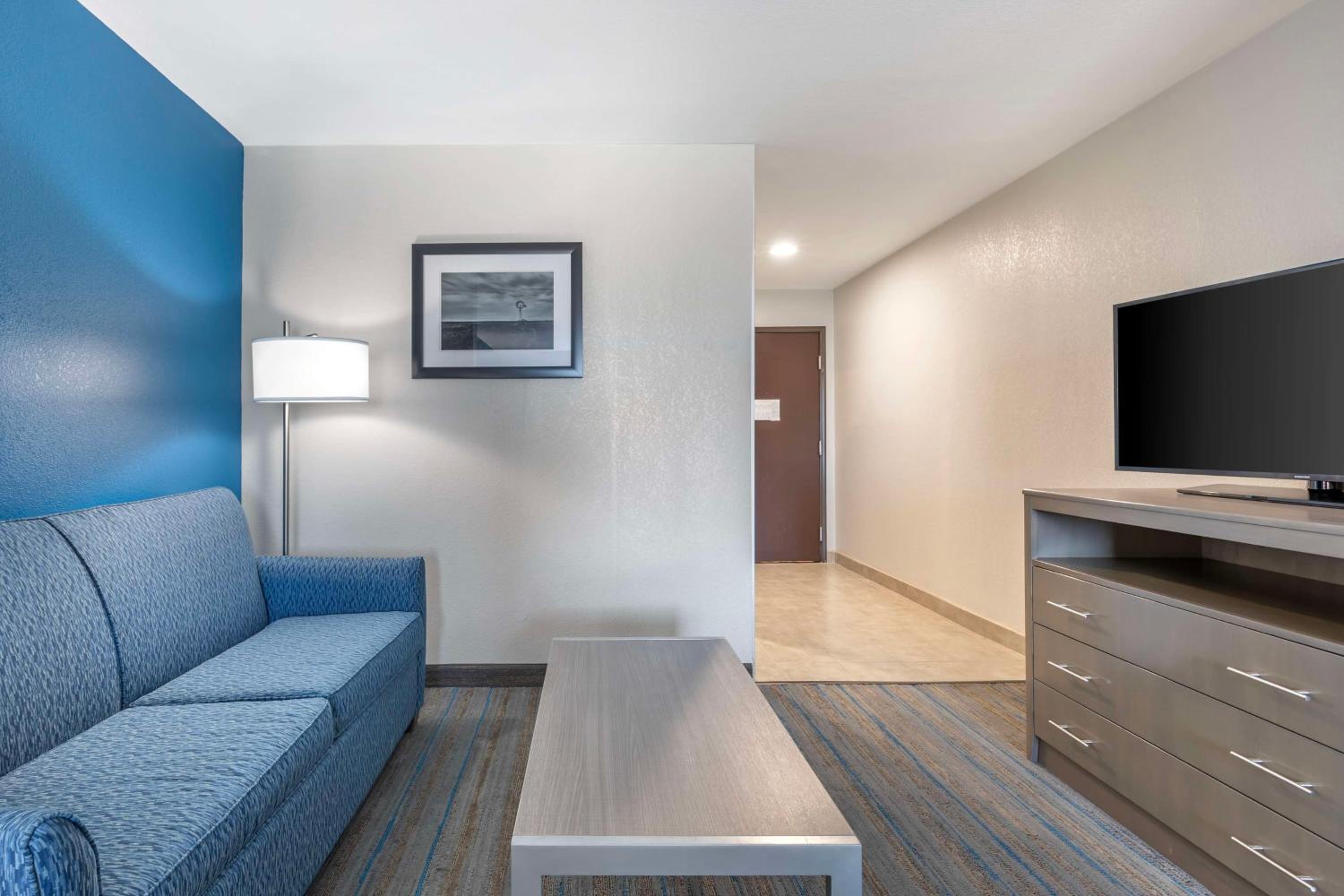 King Suite with Sofa Bed - Photo 2