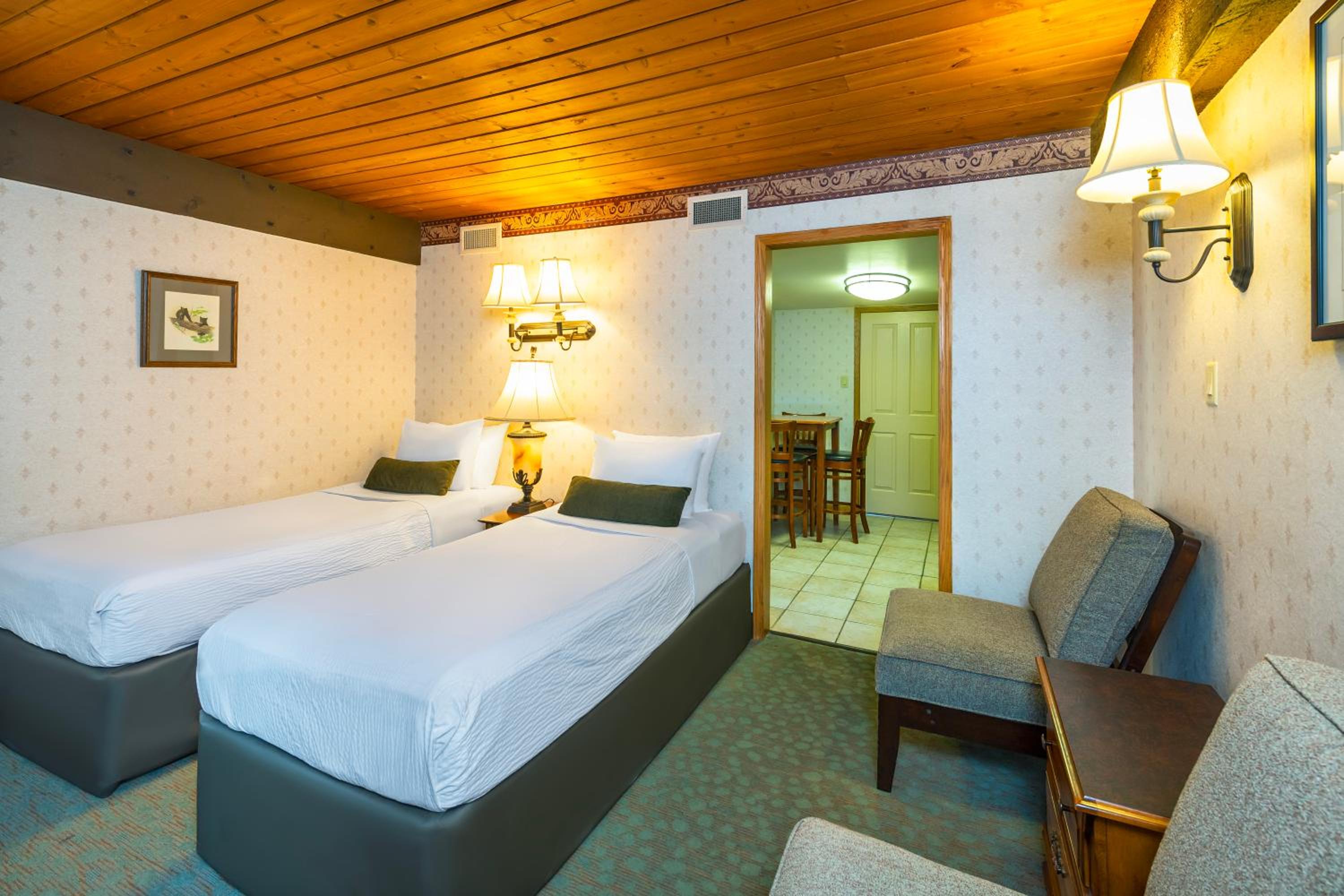 Kitchenette Suite - Photo 4