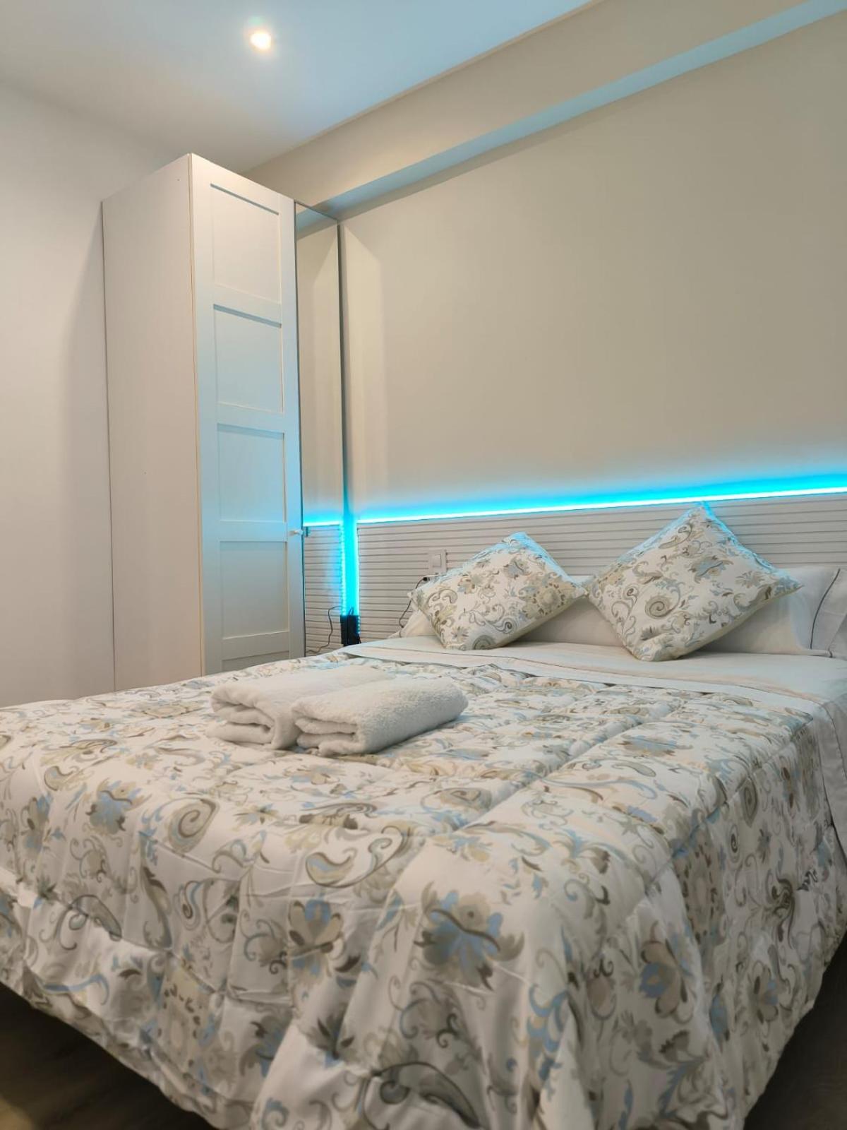 Habitación doble con baño compartido