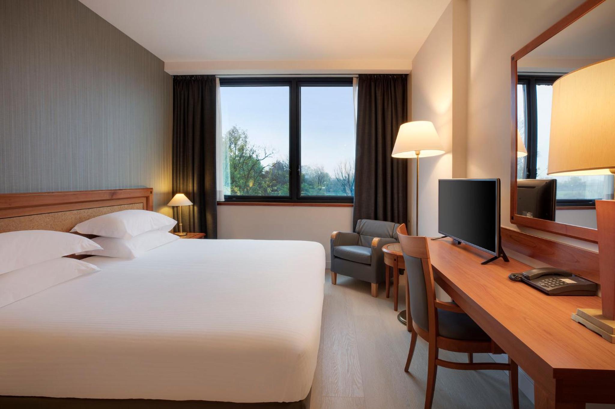 Standard Room - Photo 9