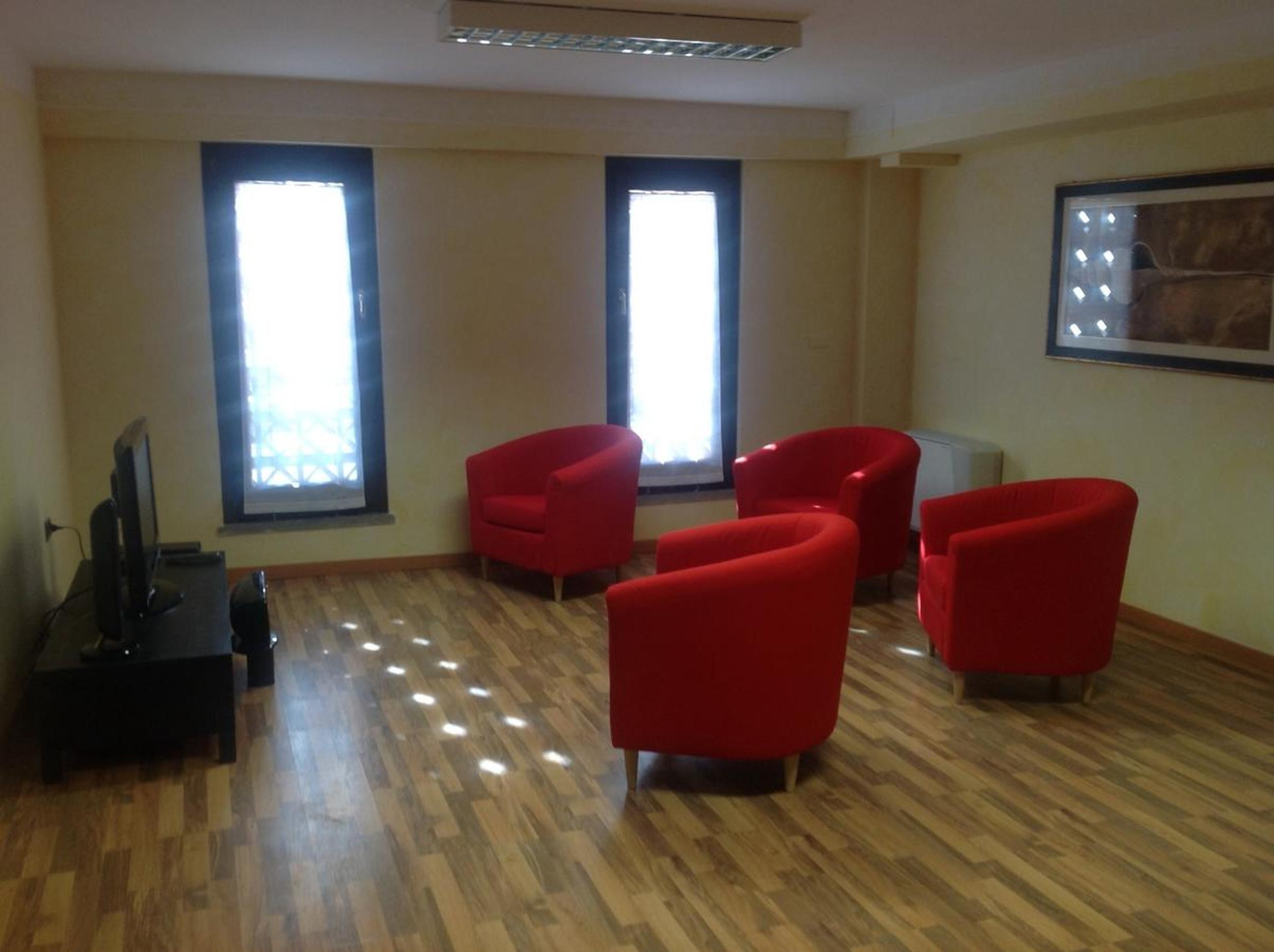 Deluxe Family Room - Photo 7