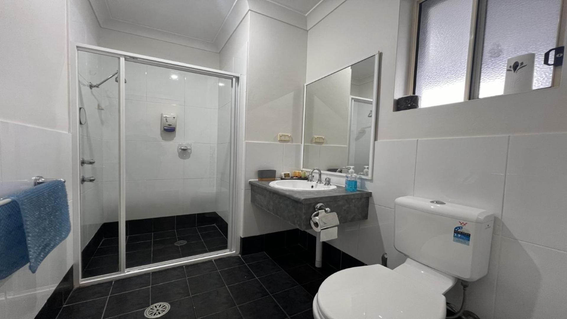 Apartment - Ground Floor photo 2