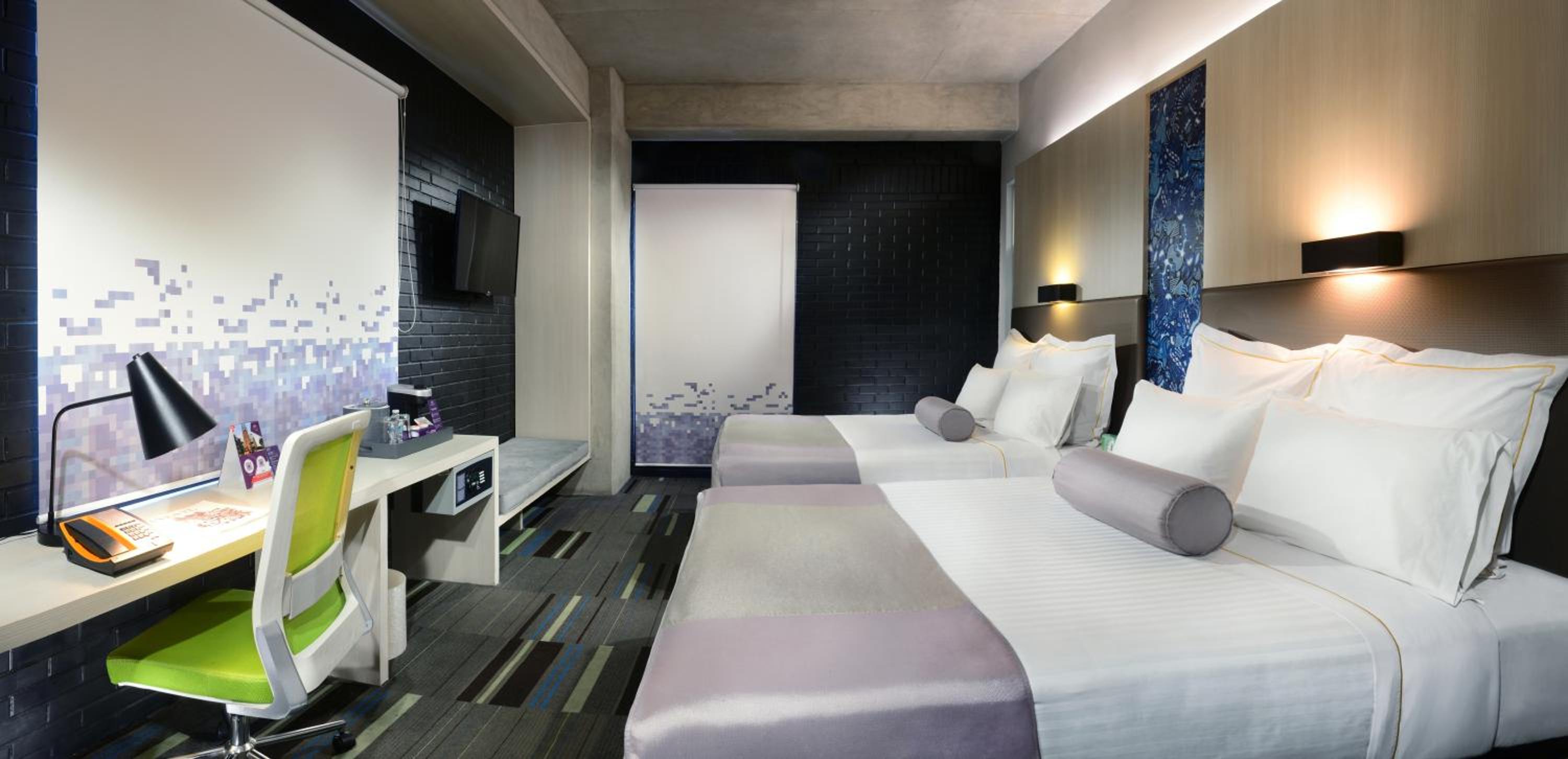 Aloft, Guest Room, 2 Queens