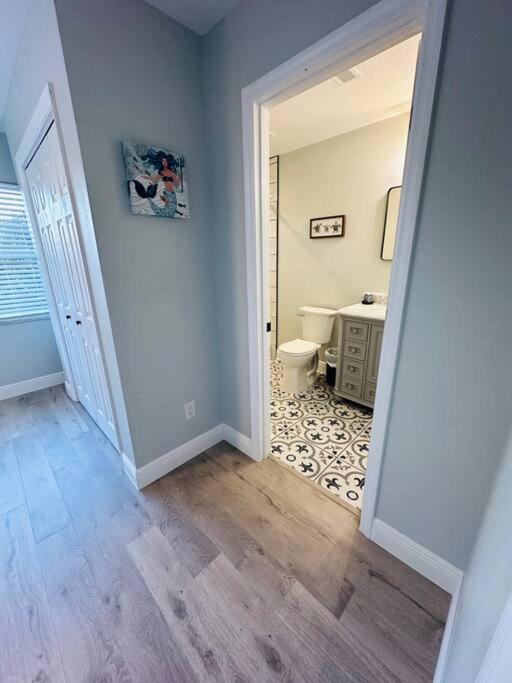 Three-Bedroom House photo 3