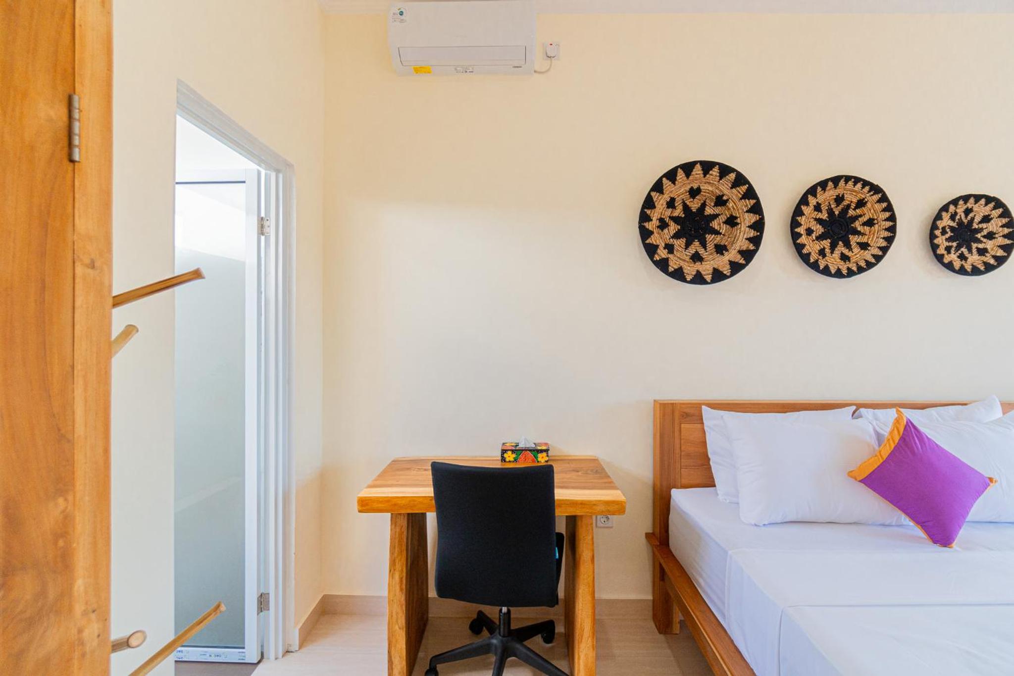 Double Room - Photo 8