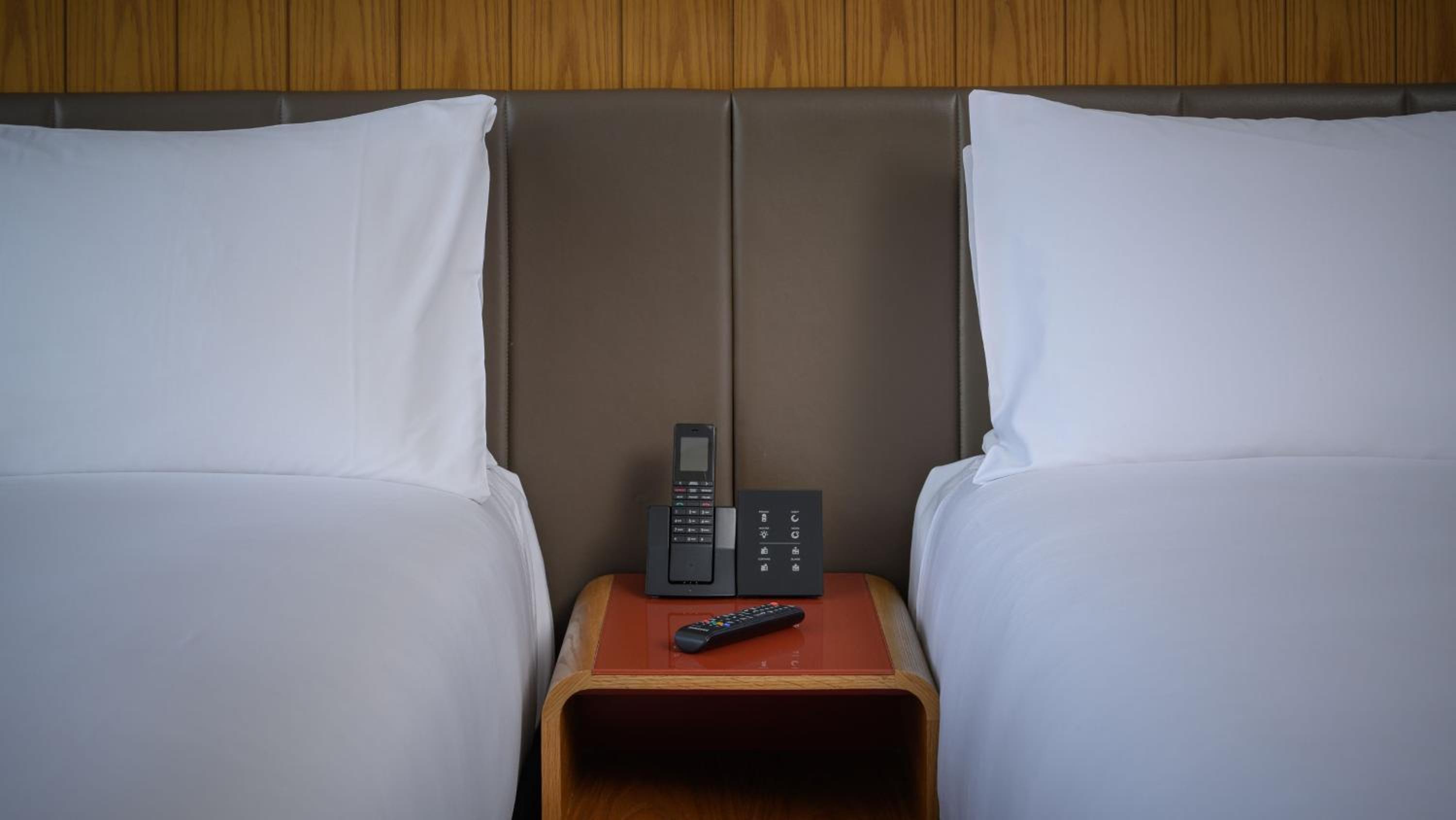 Standard Double Room with Two Double Beds - Photo 8