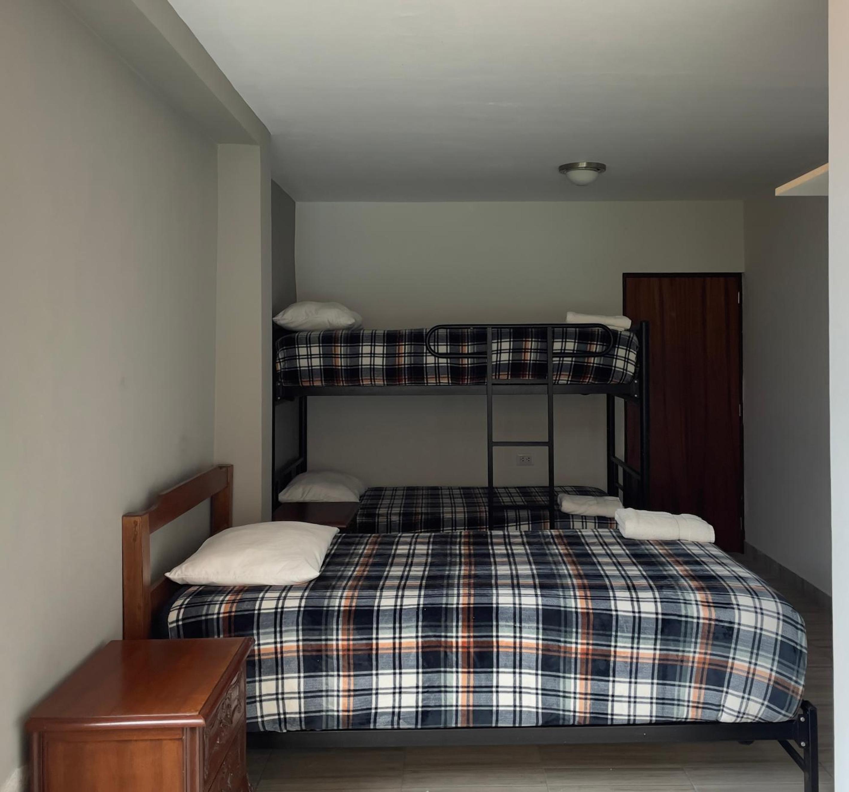 Triple Room With Private Bathroom photo 2