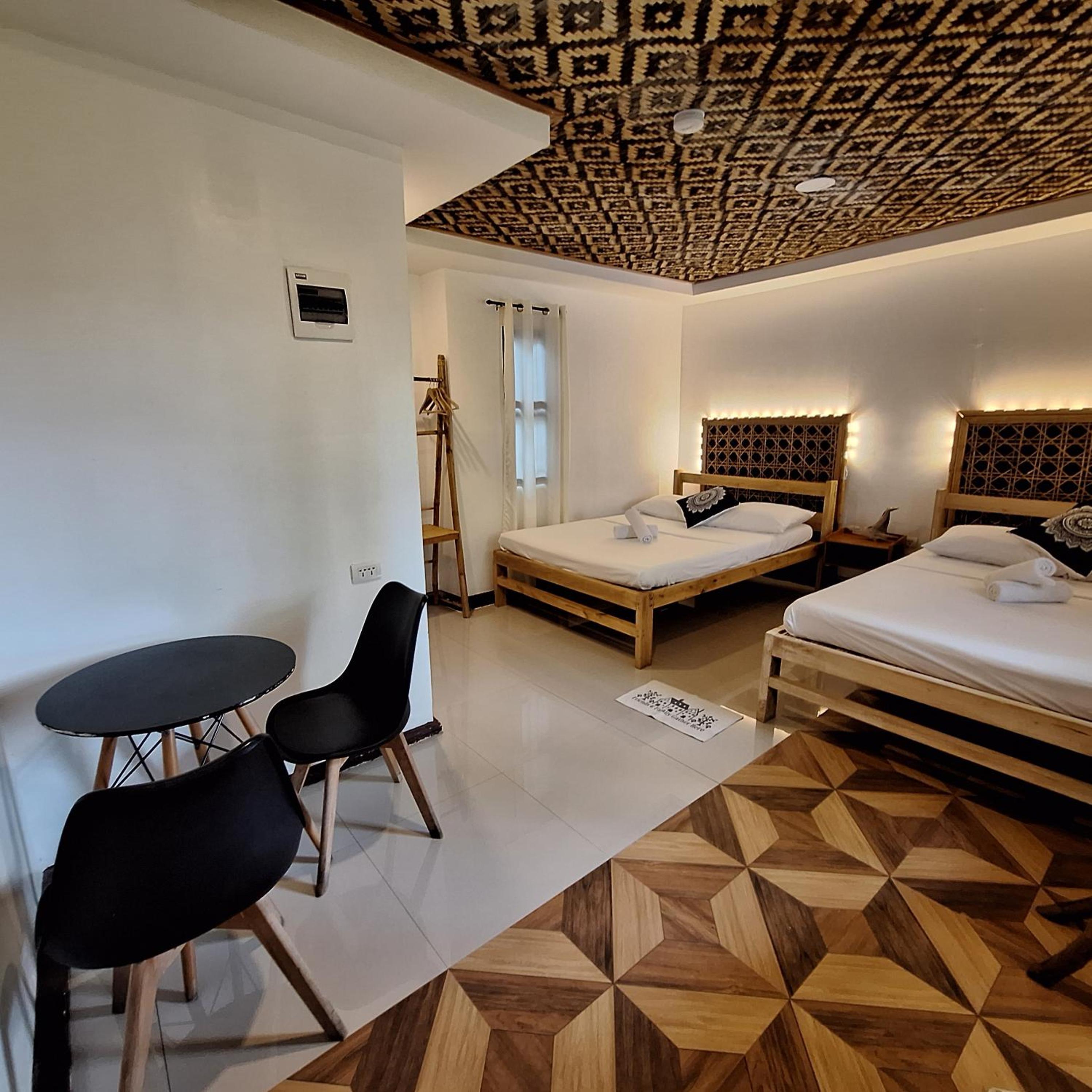 Family Bungalow - Photo 1