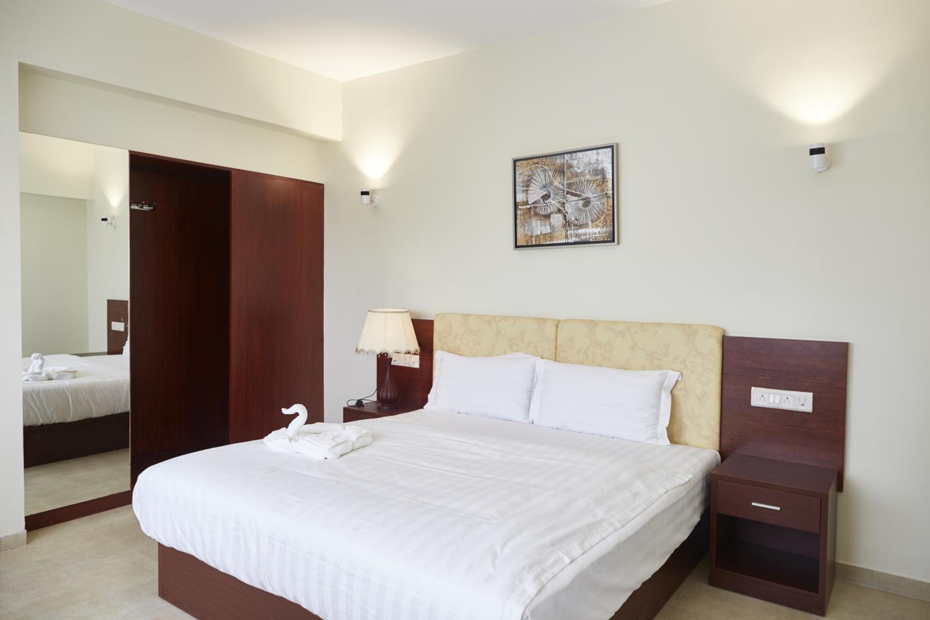 Deluxe Double Room with Balcony