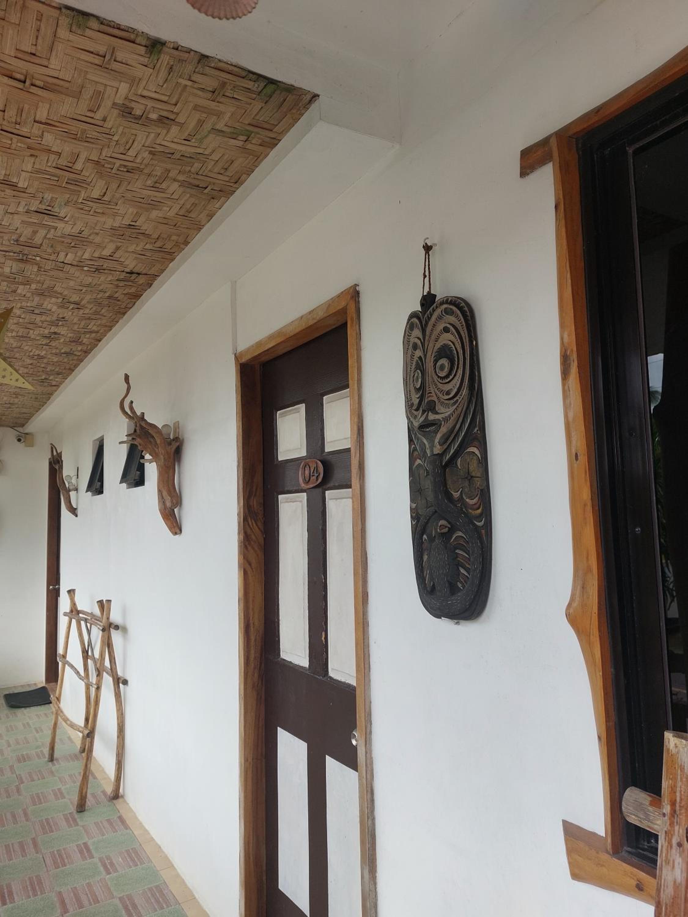Family Room - Photo 5