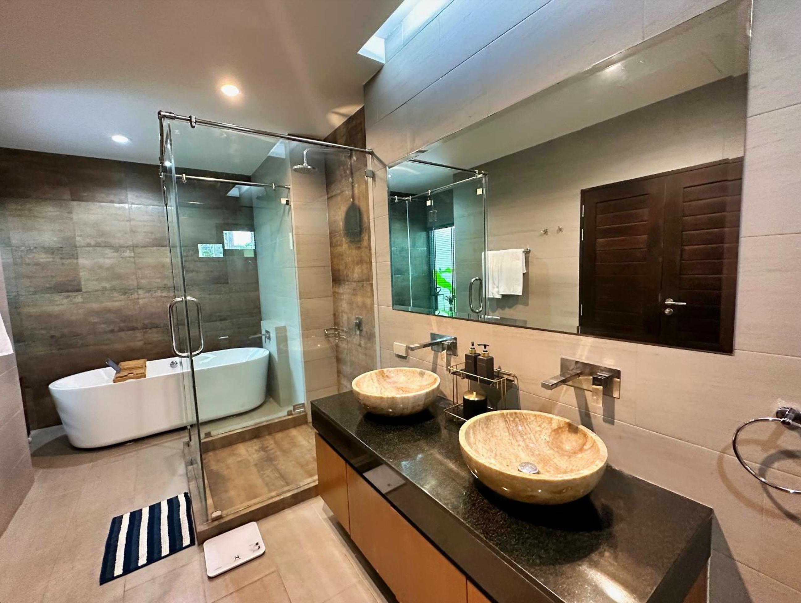 Three-Bedroom Villa - Photo 27