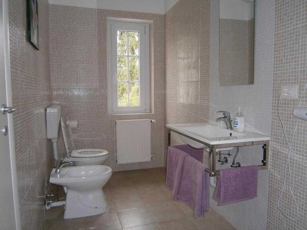 King Room with Pool View photo 3