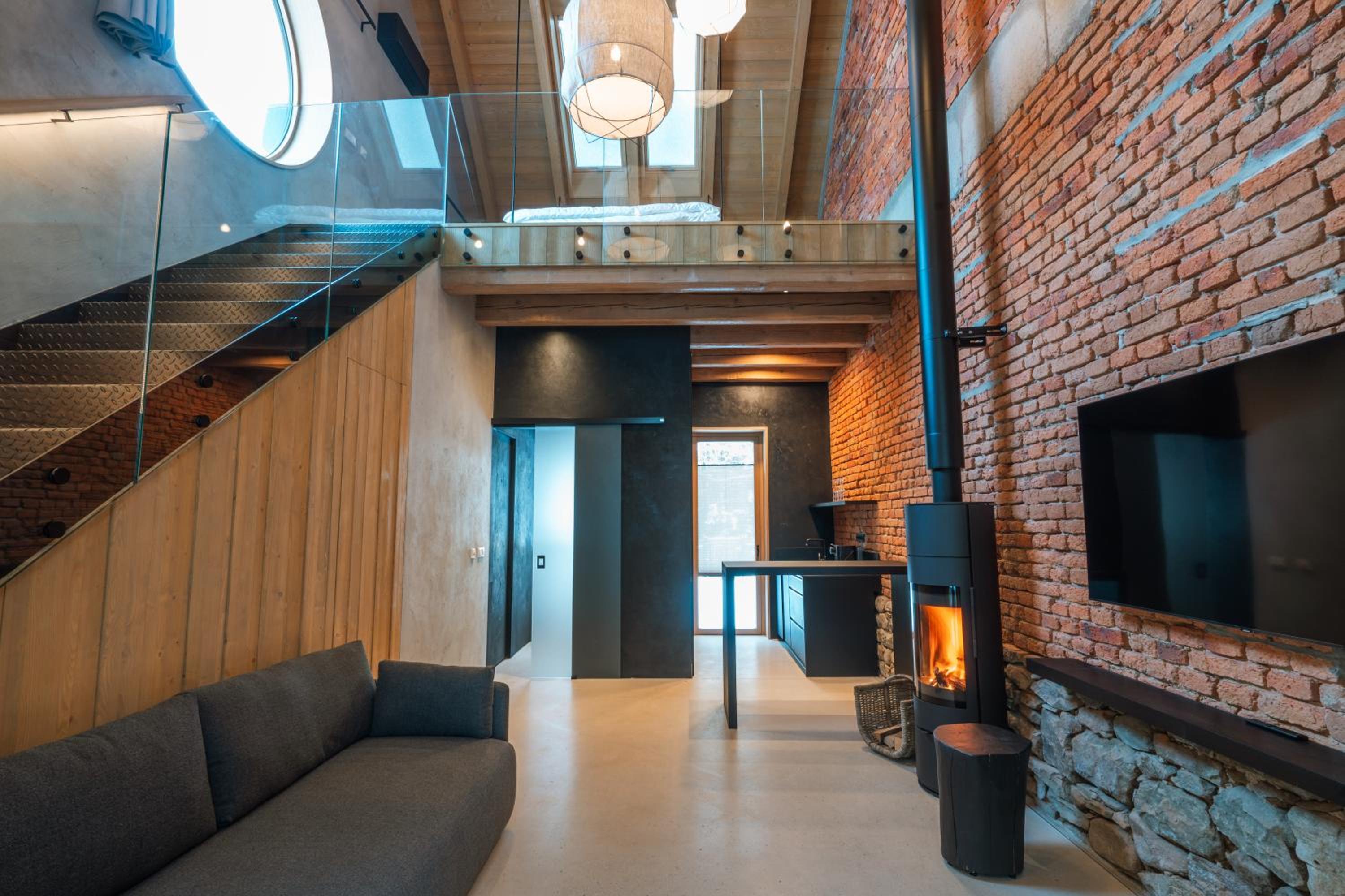 Loft photo 3