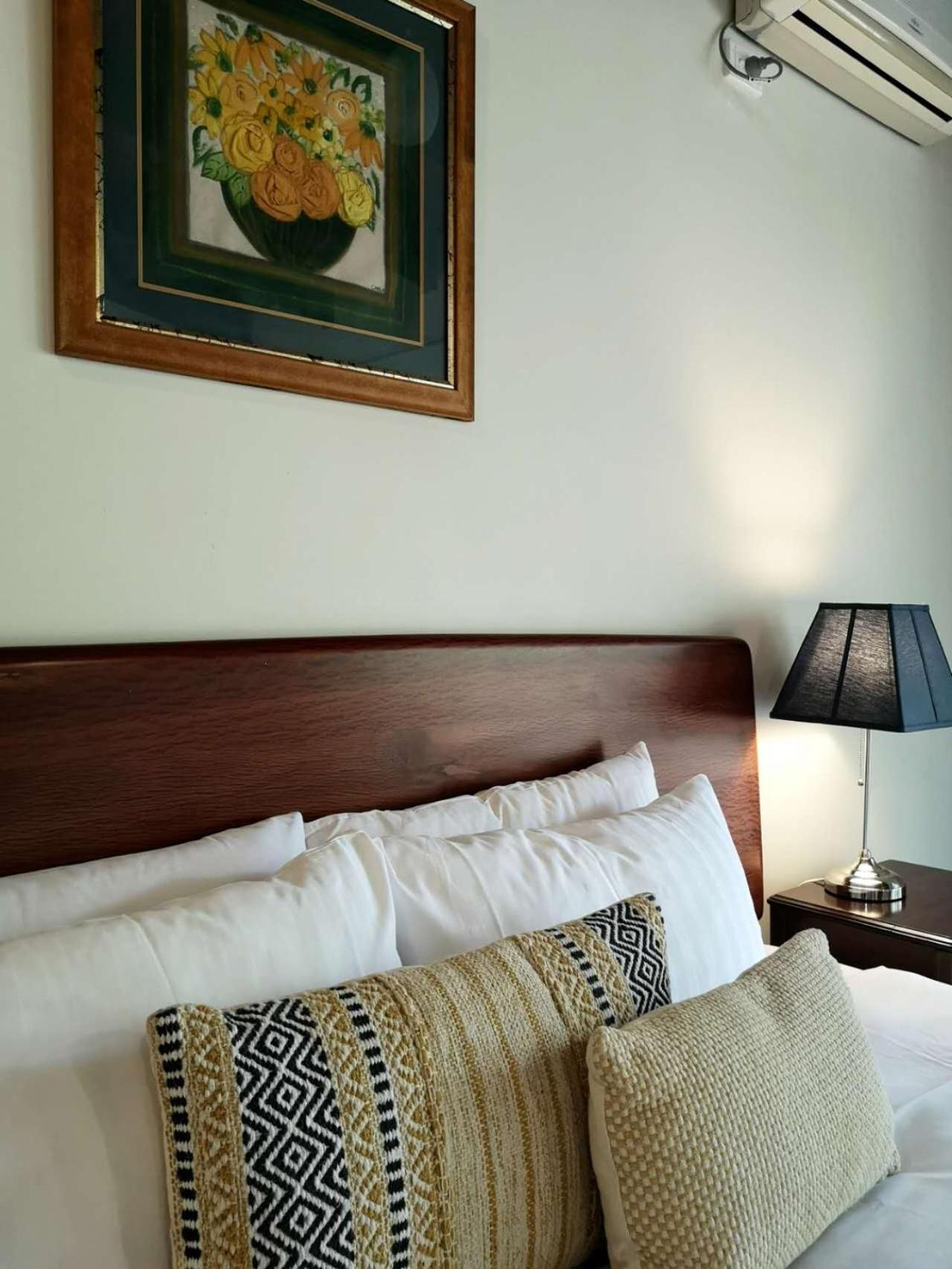 King Room with Balcony