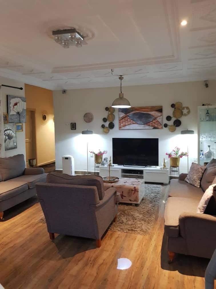 Deluxe Family Suite photo 1