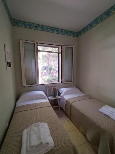 Two-Bedroom Apartment - Photo 8