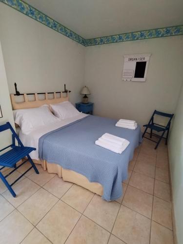 Two-Bedroom Apartment - Photo 10