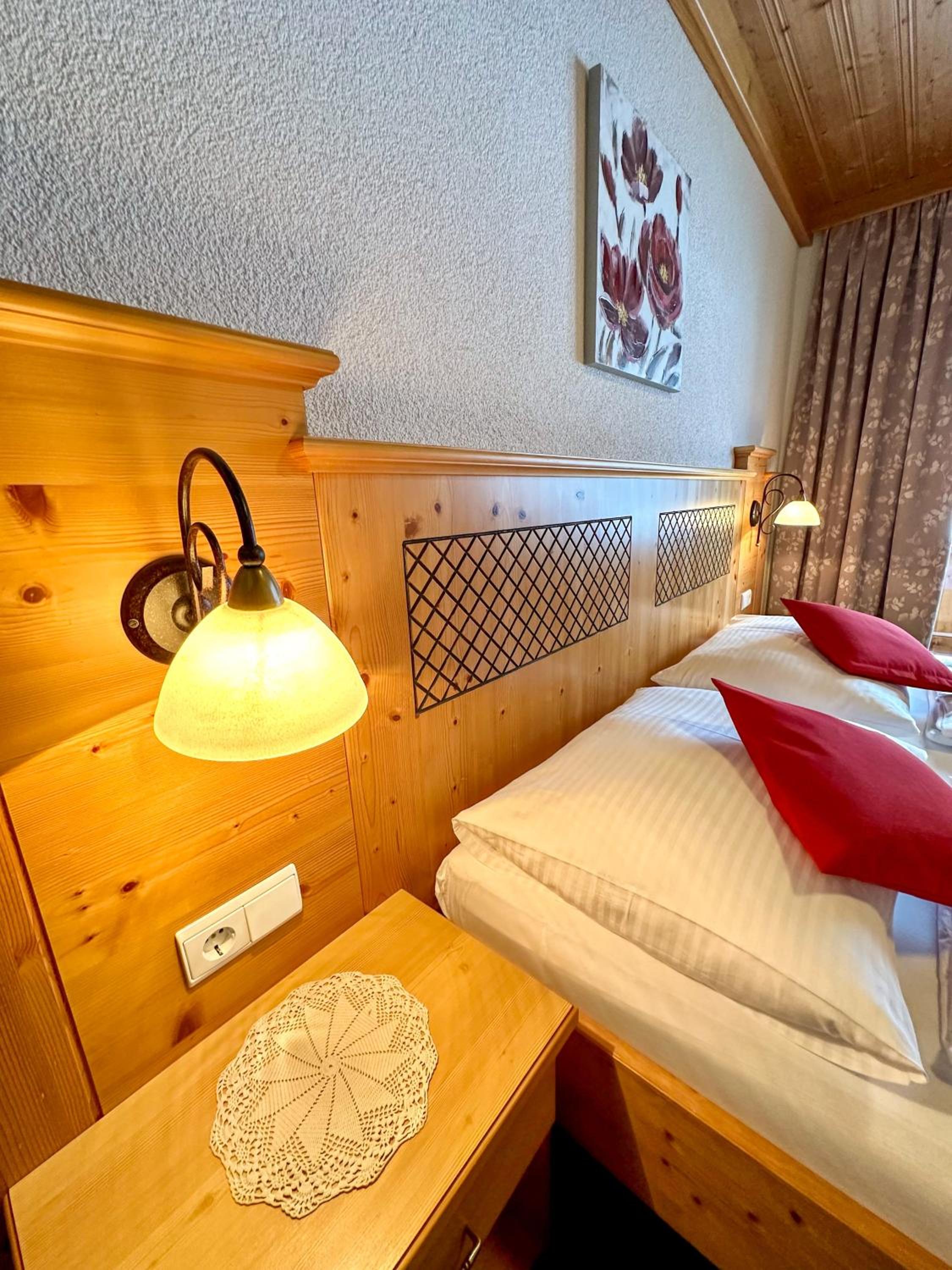 Standard Double Room photo 2