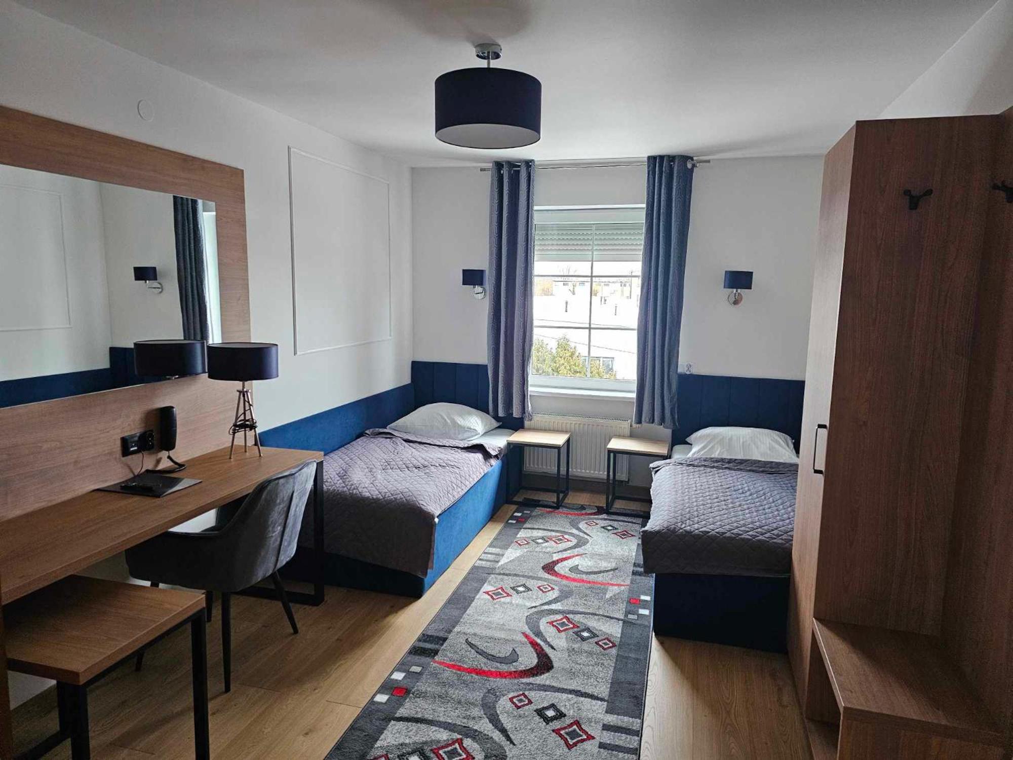 Twin Room - Photo 4