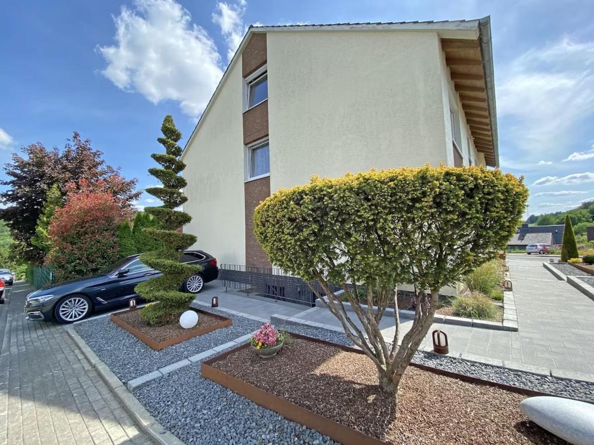 Apartment with Balcony photo 3