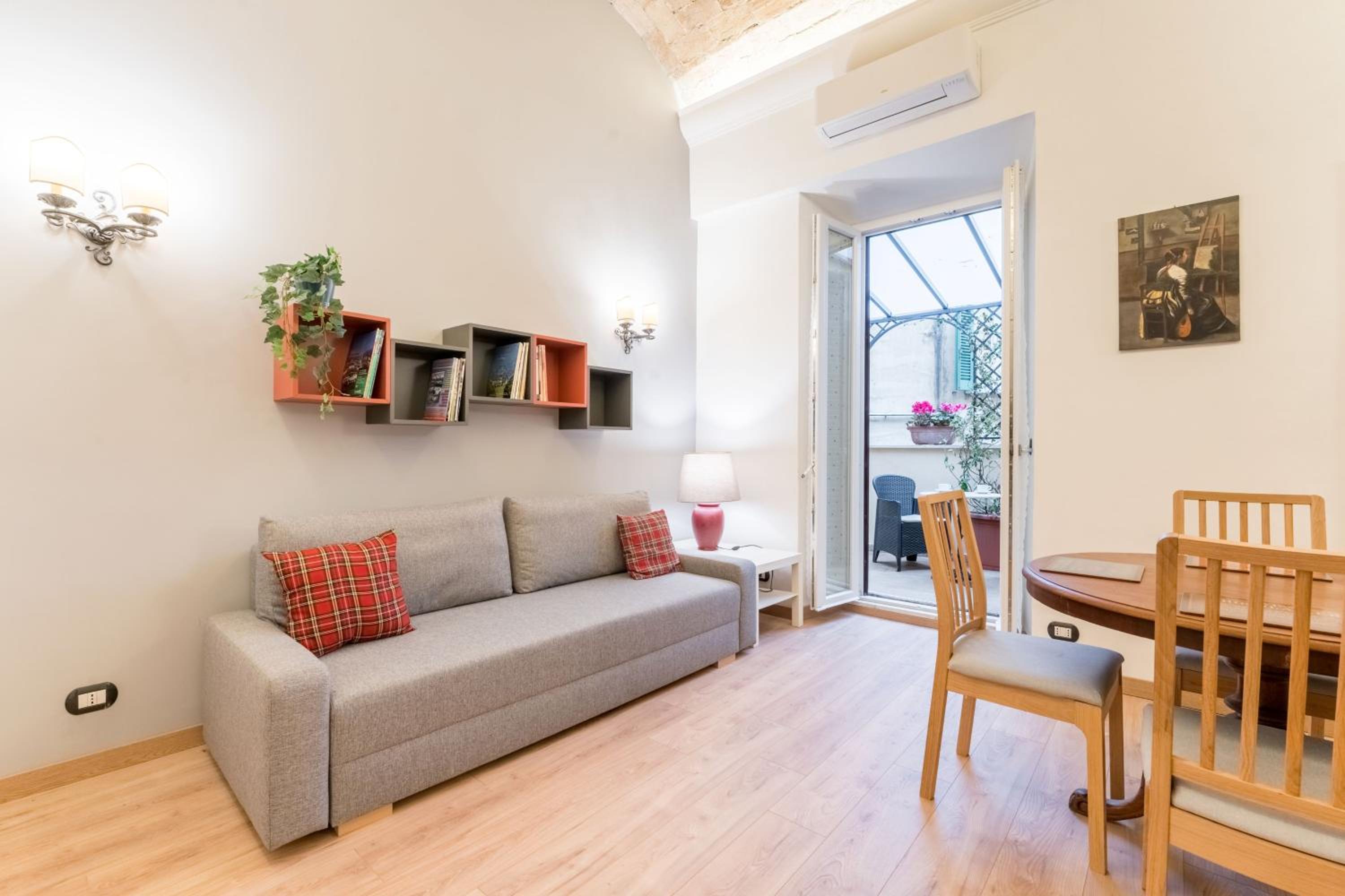 One-Bedroom Apartment