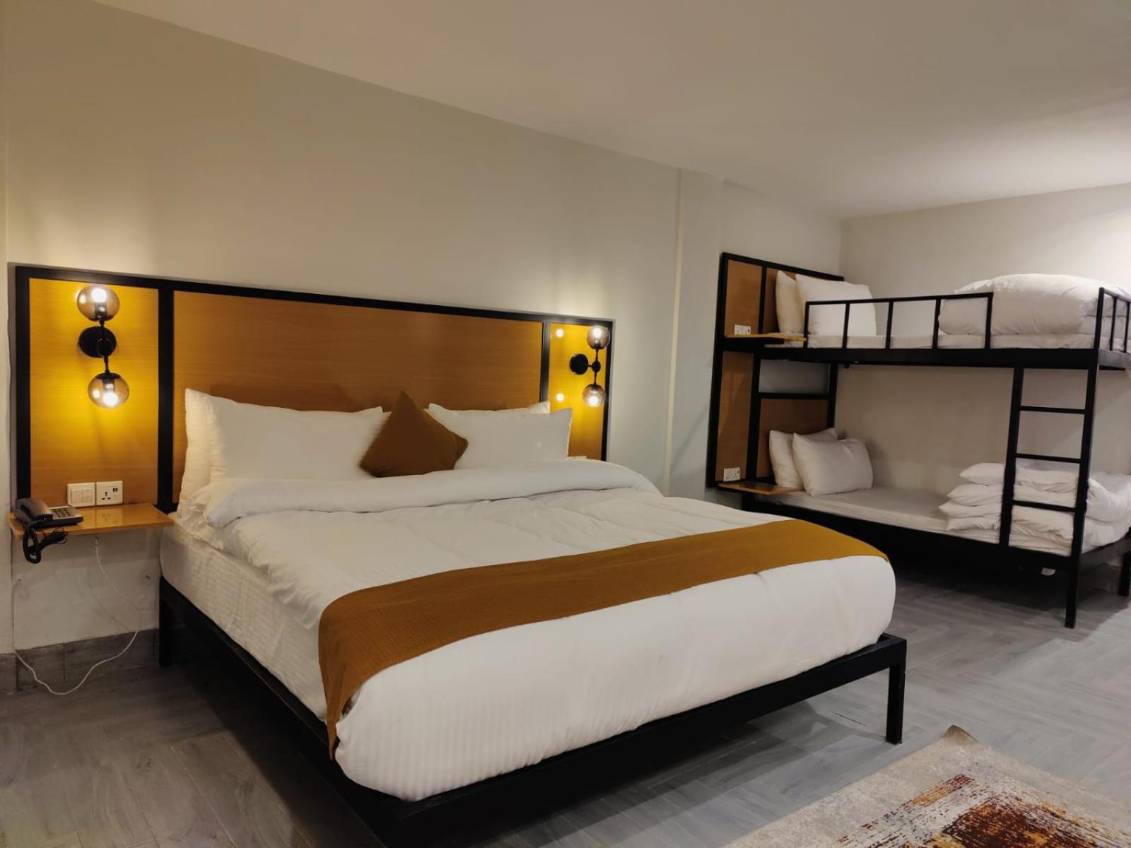 Quadruple Room photo 3