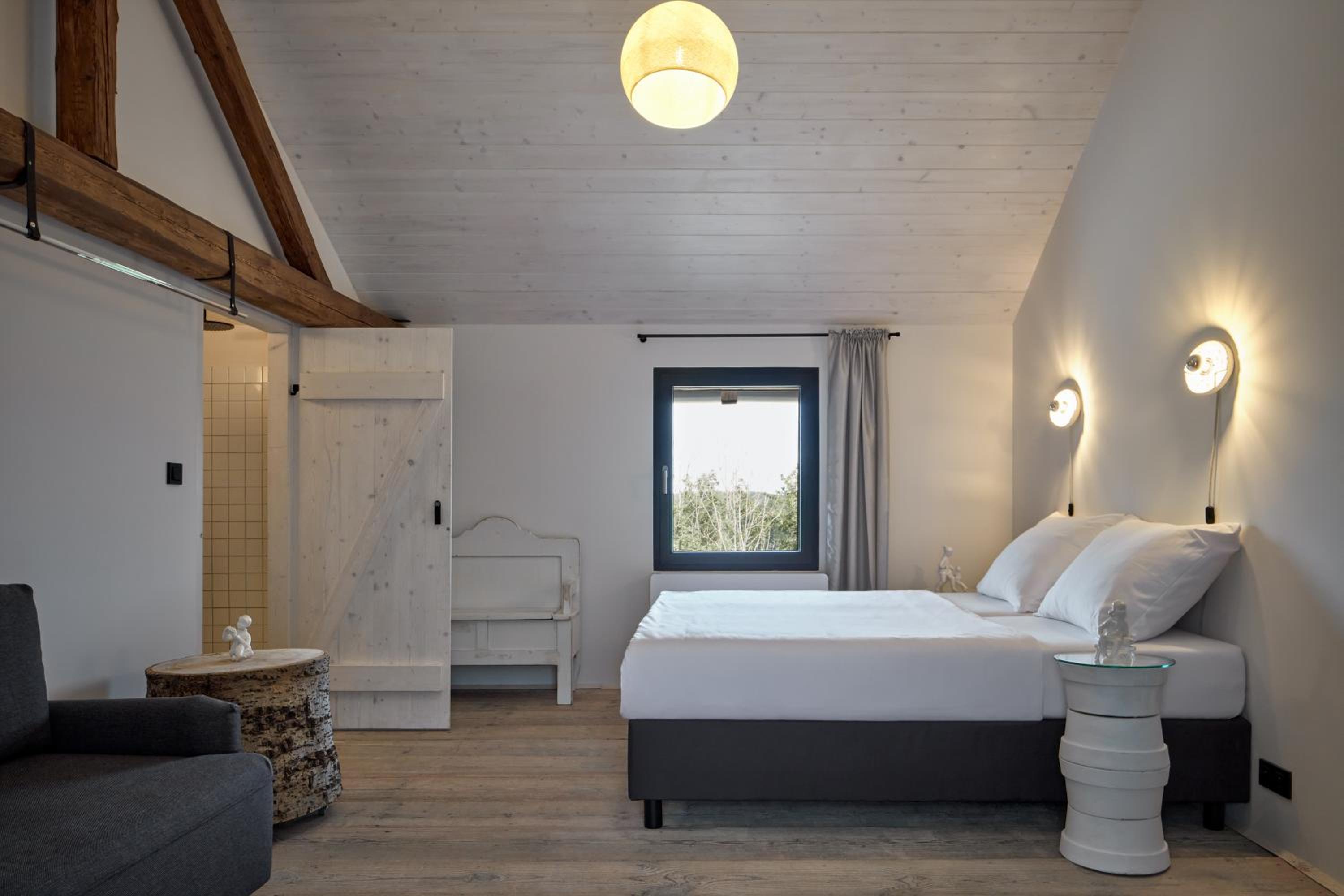 Suite with Terrace - Photo 3