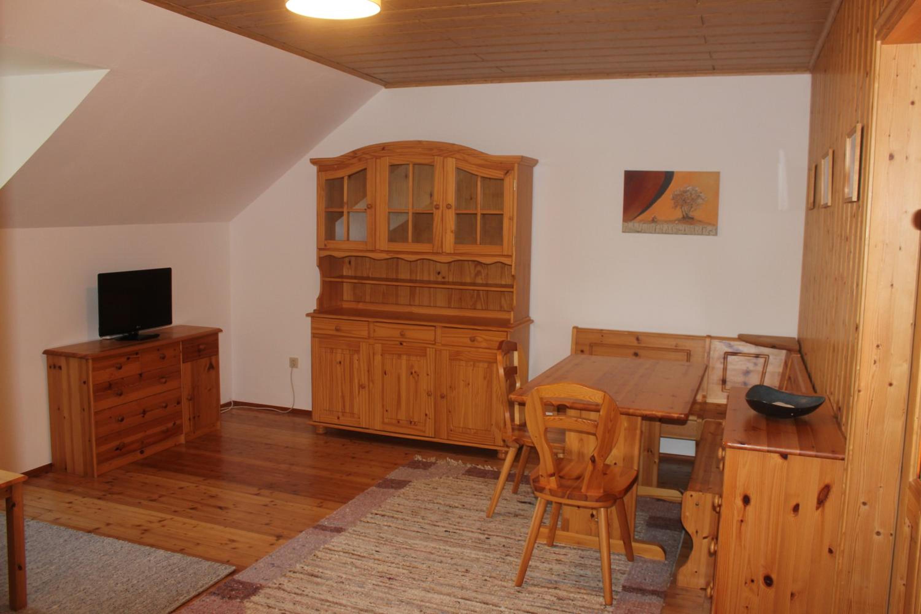 Apartment photo 2