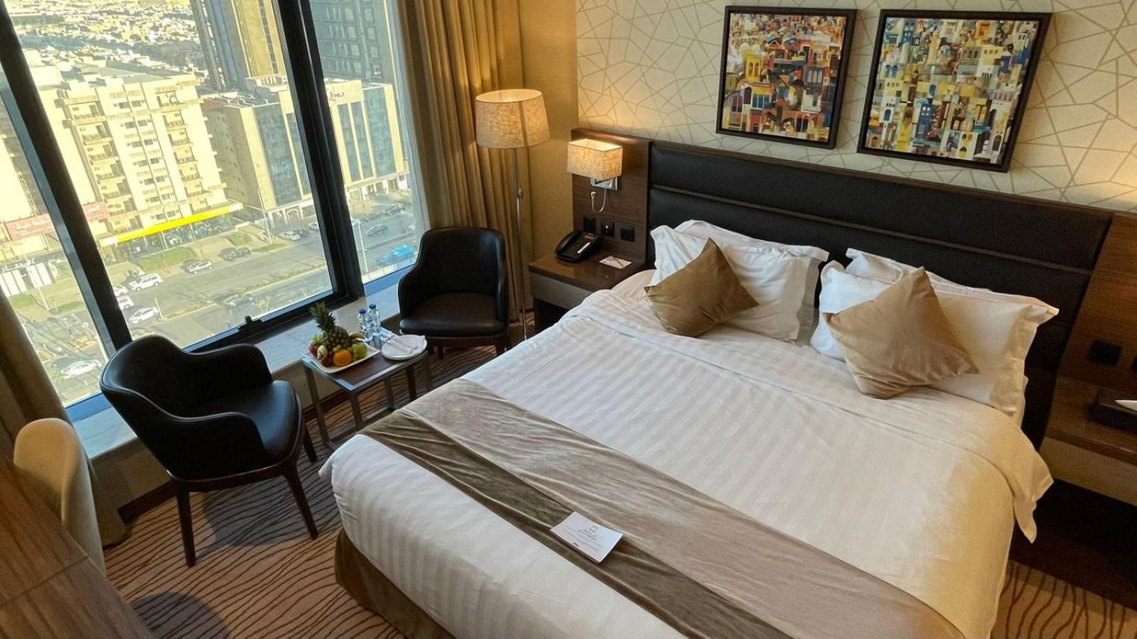 Standard King Room