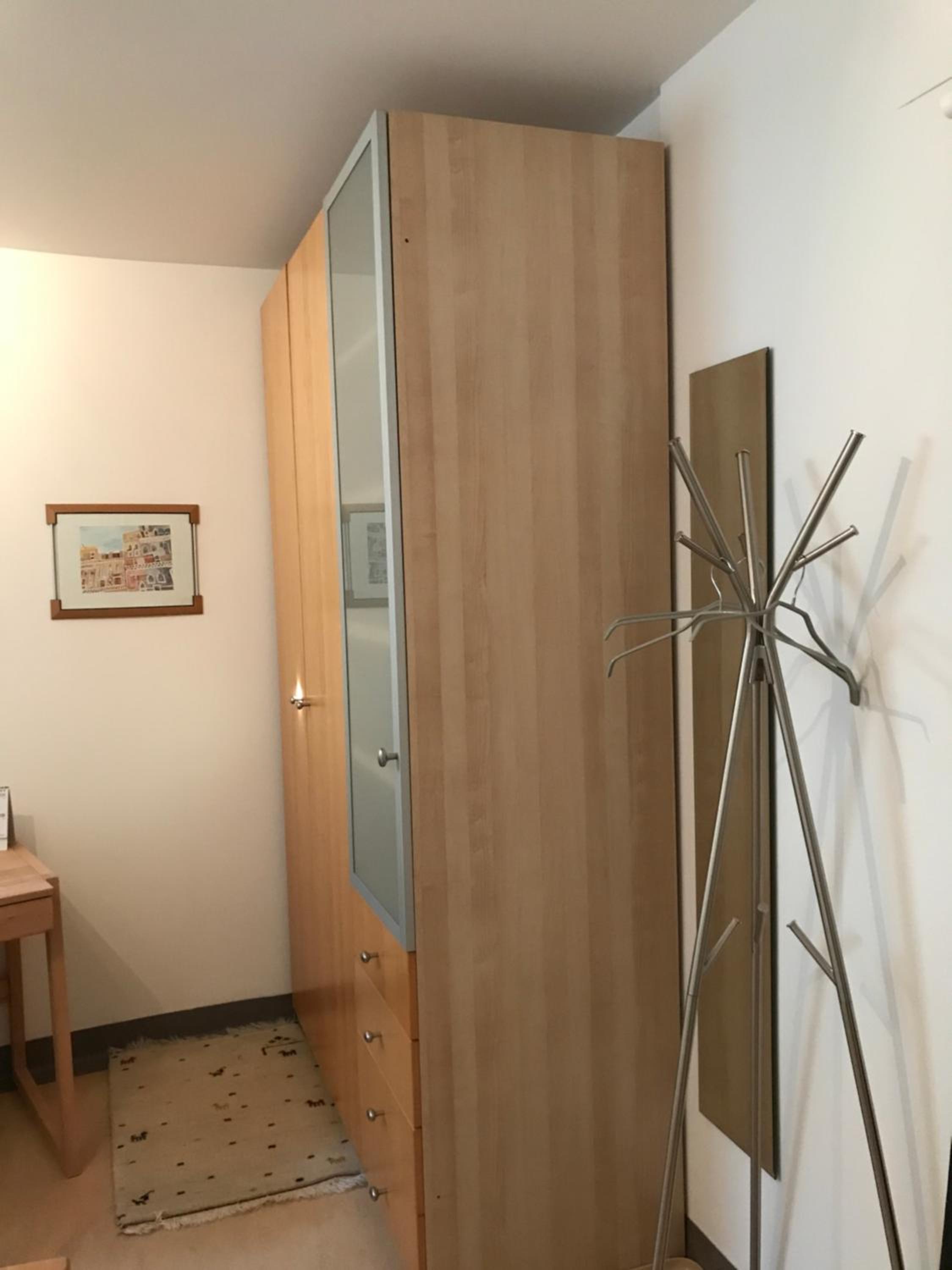 Family Room with Private Bathroom - Photo 83