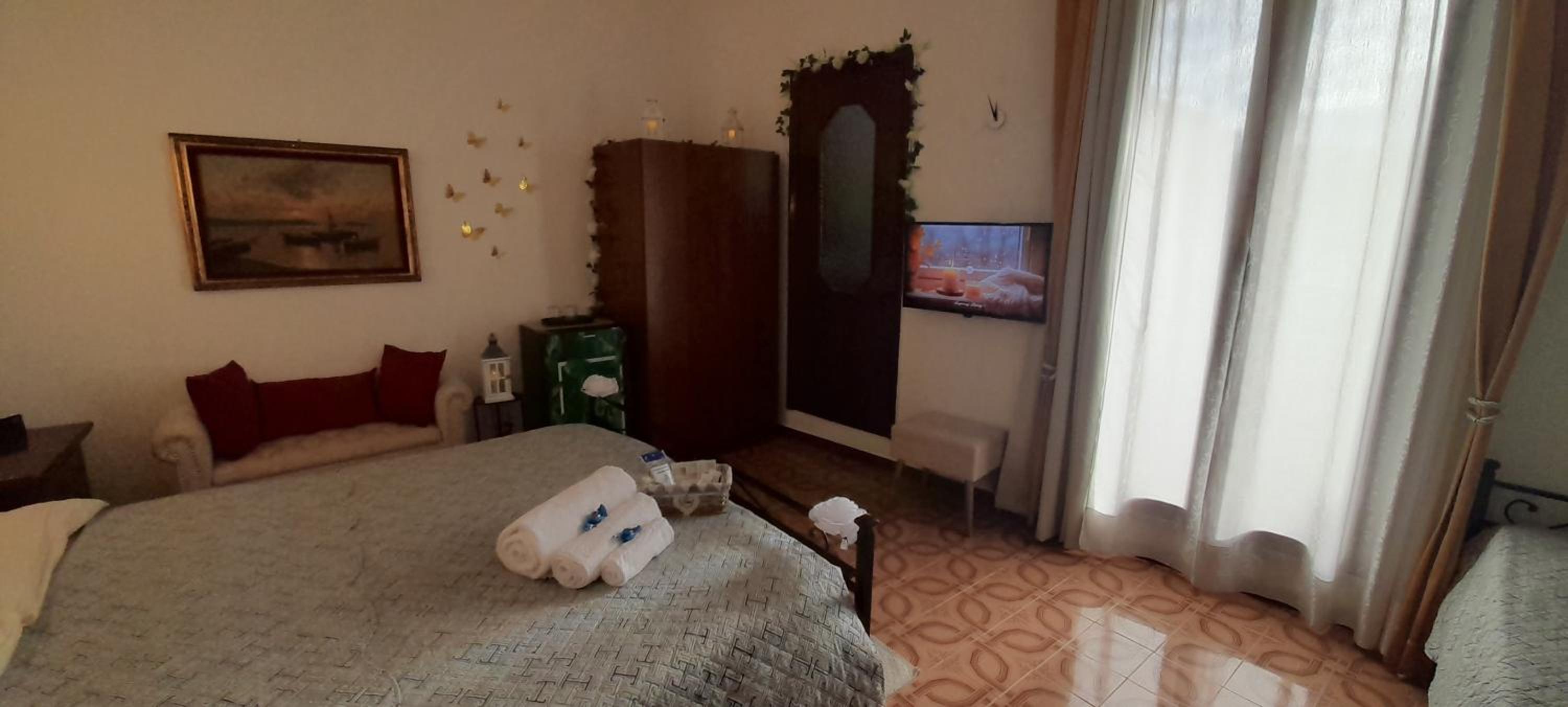 Triple Room with Balcony - Photo 19