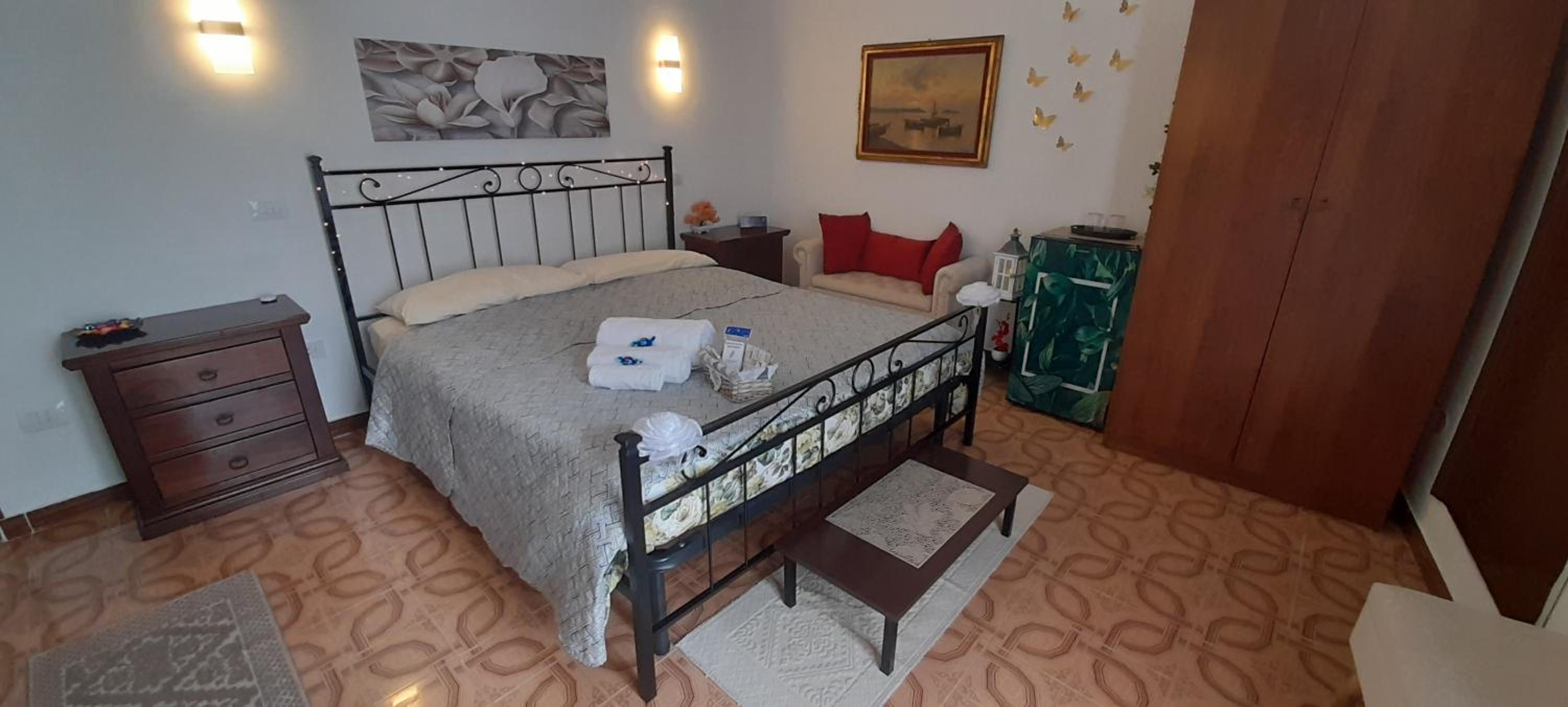 Triple Room with Balcony - Photo 14