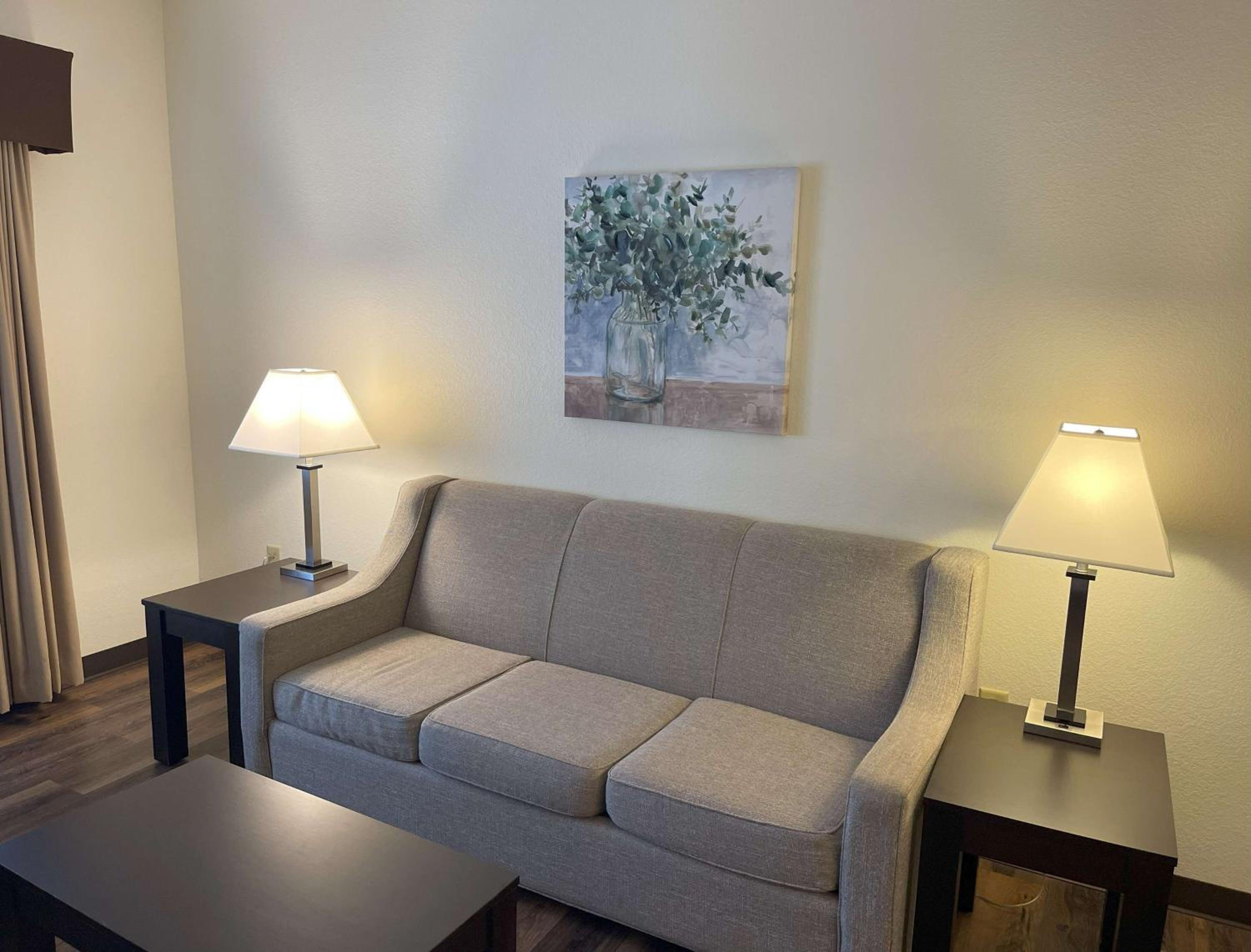 Standard King Room - Photo 1