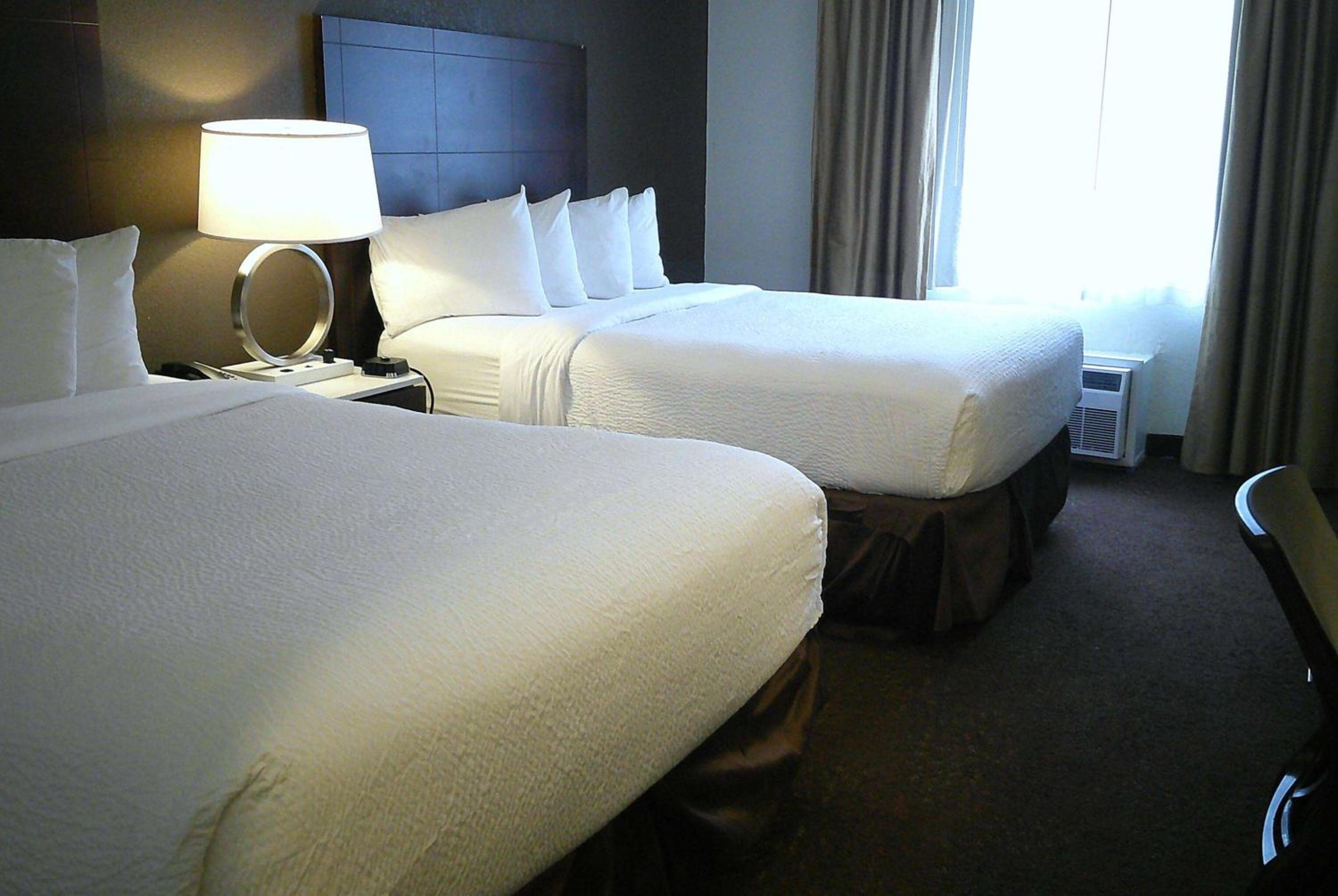 Queen Room with Two Queen Beds - Non-Smoking photo 1