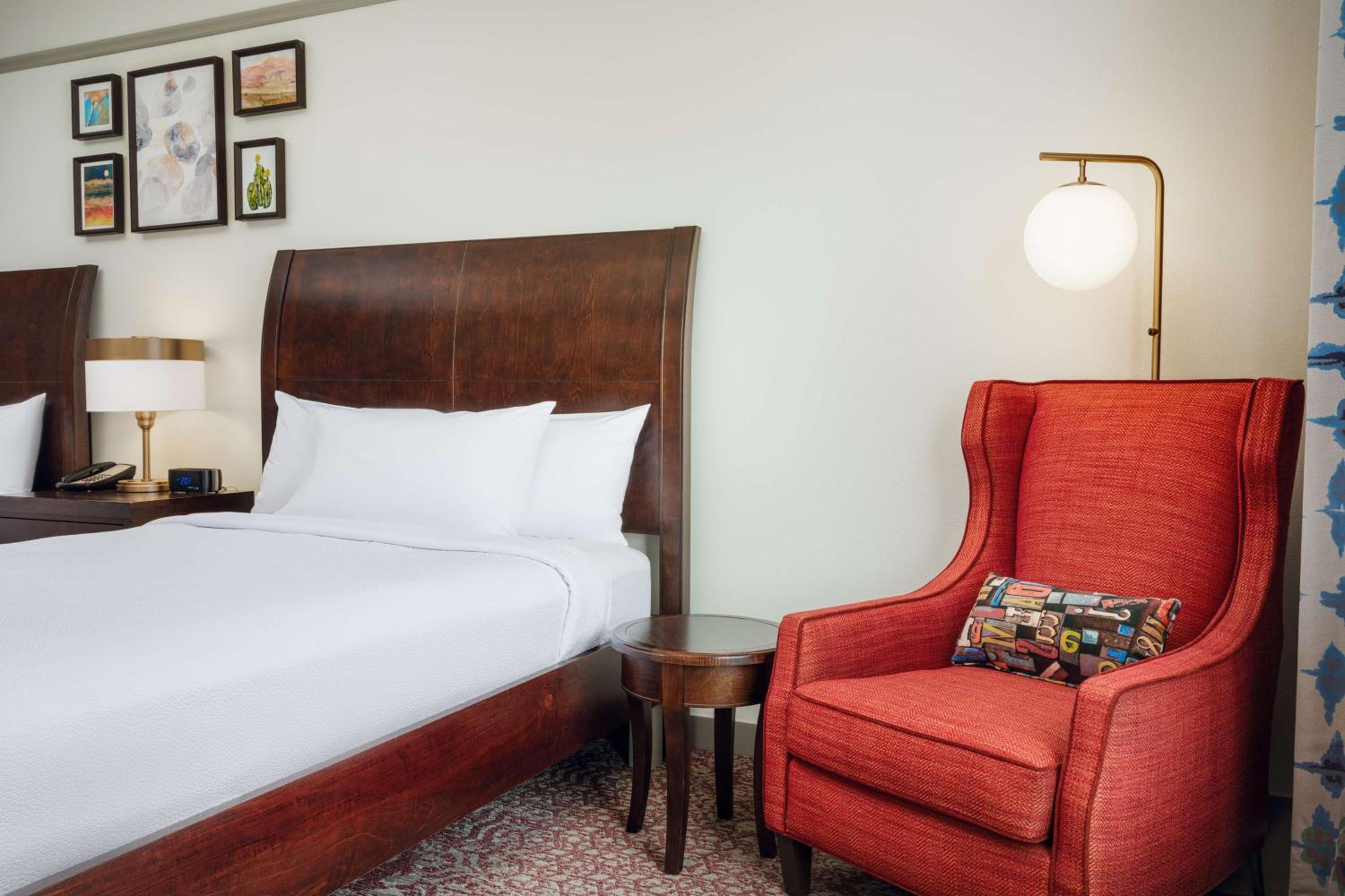 Queen Room with Two Queen Beds - Photo 1