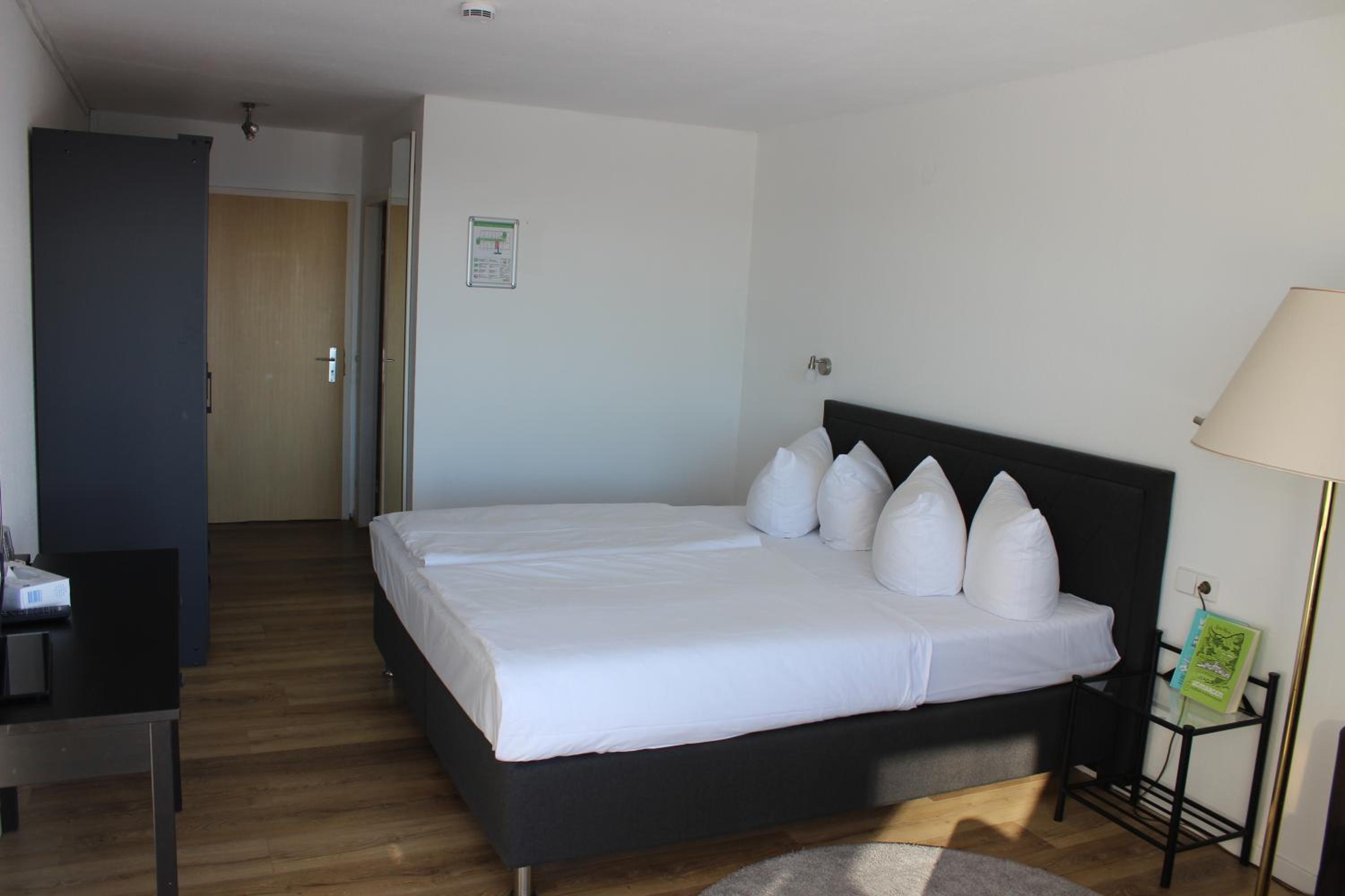 King Room With Balcony photo 3