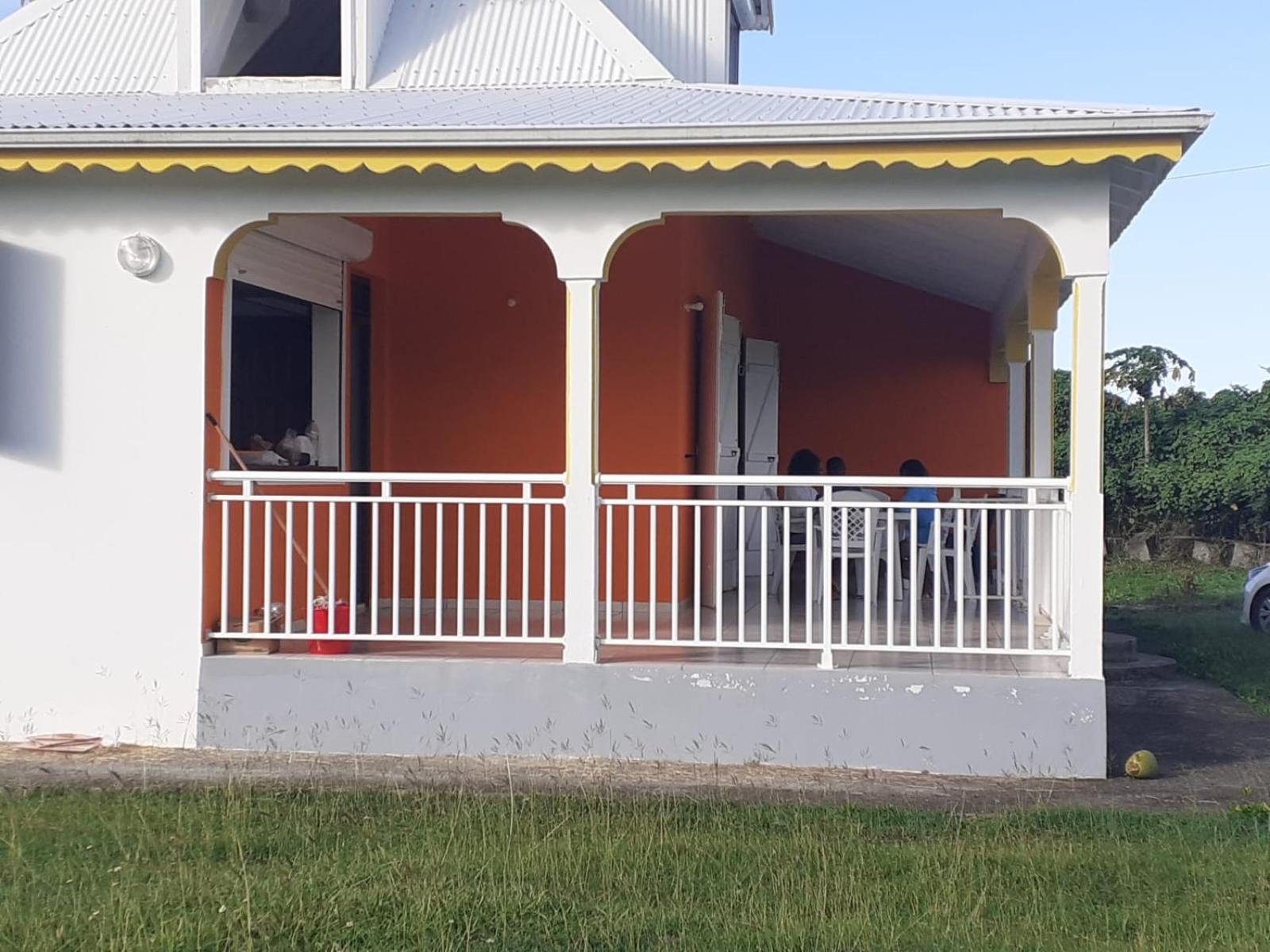 Three-Bedroom Villa photo 2